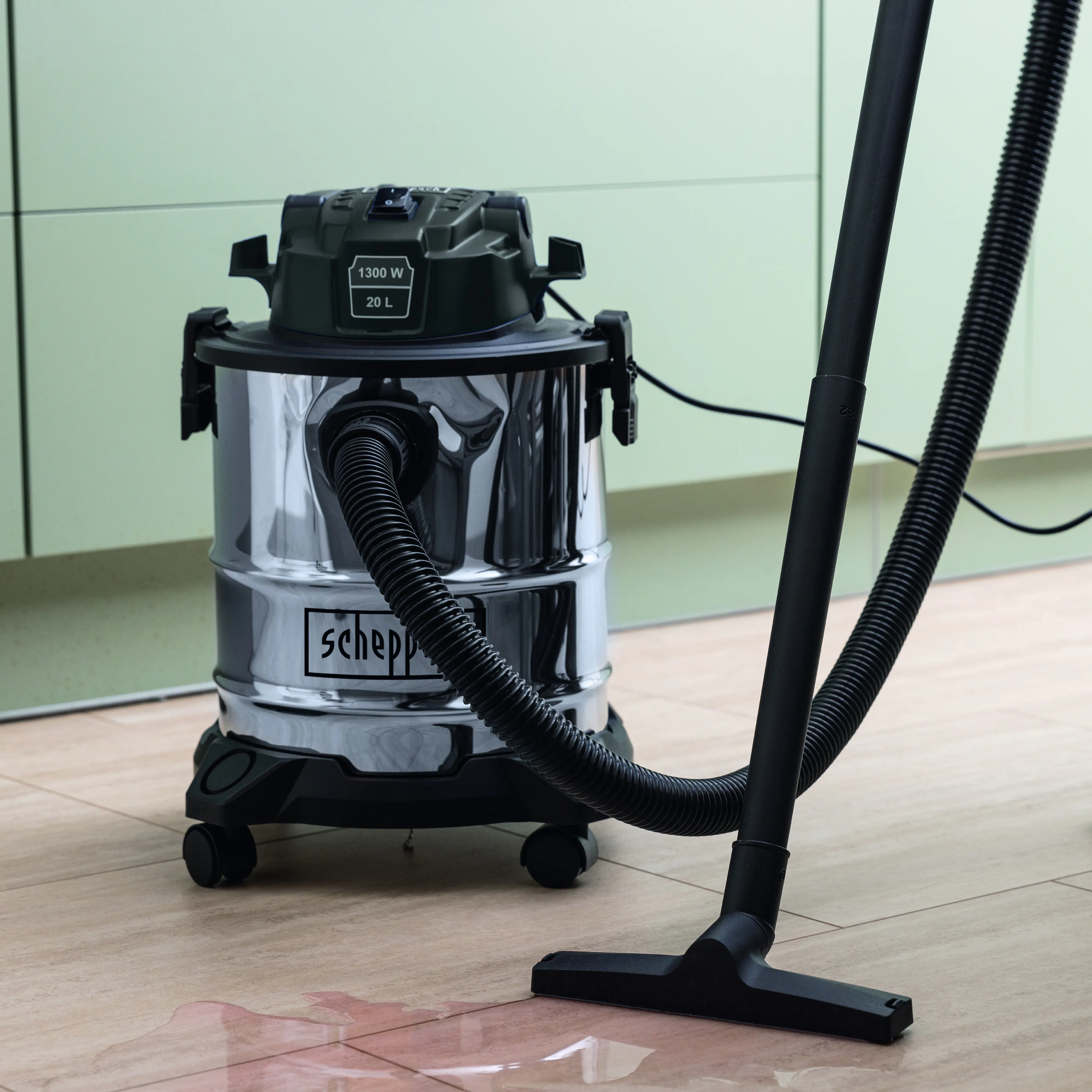 Scheppach Nass-Trockensauger WDV20-BE black