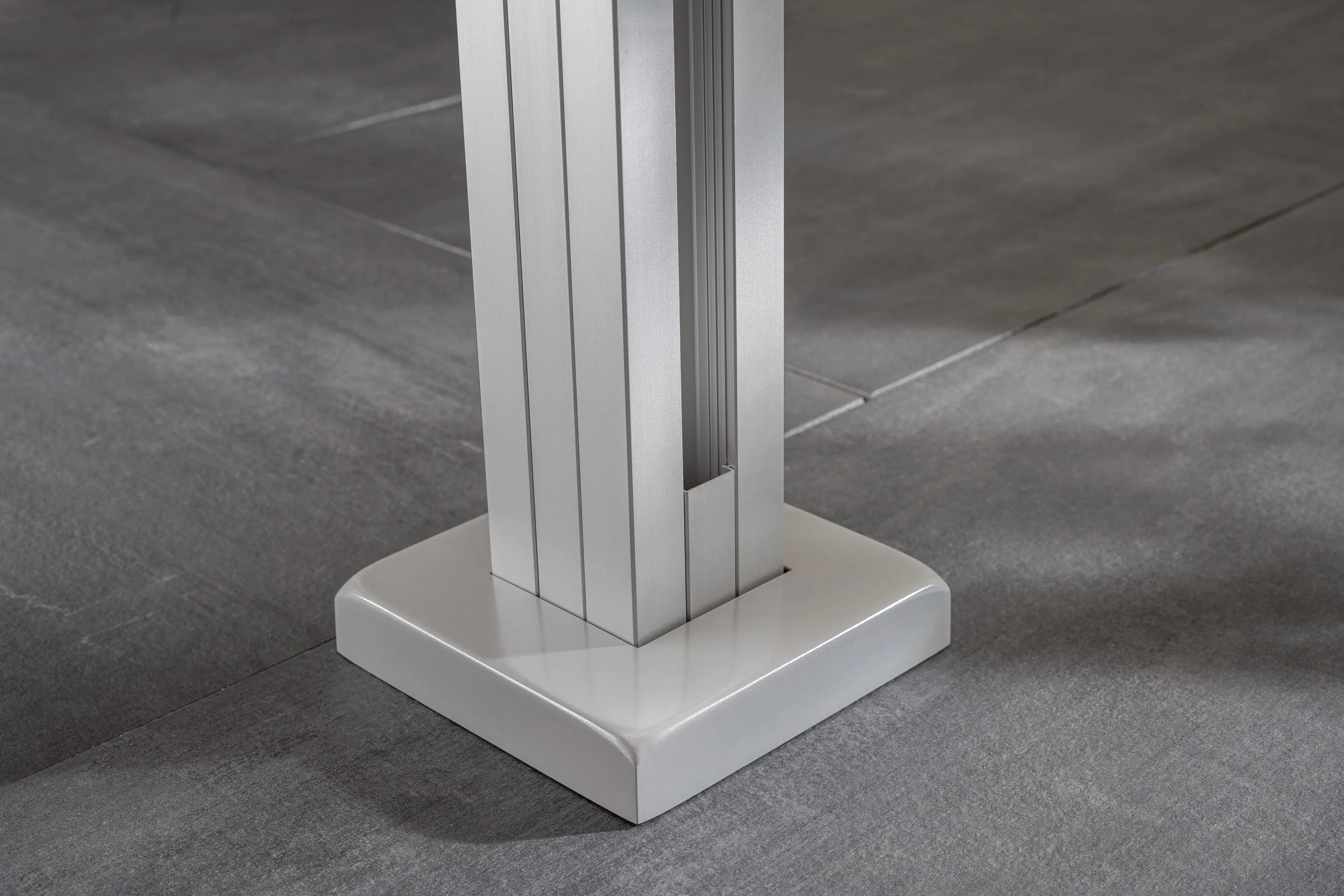 Ambiente Aluminium-Abdeckkappe 145 x 145 x 28 mm, Eloxal Silber