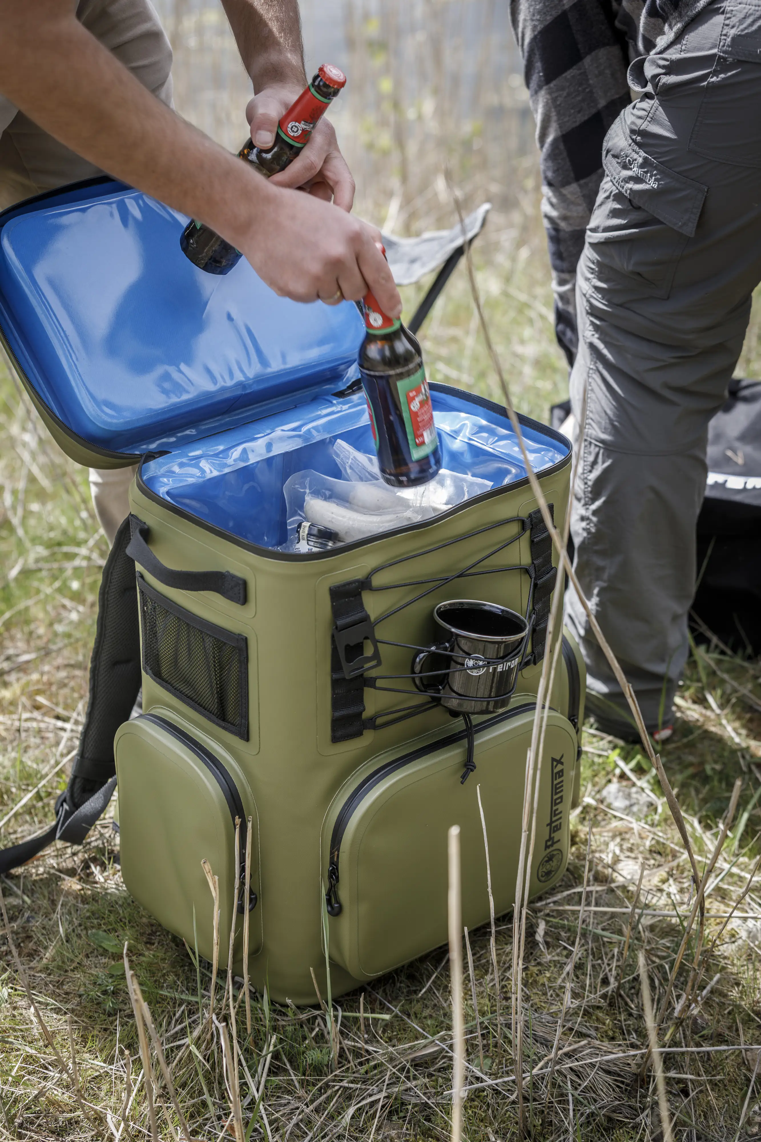 Petromax Kühlrucksack 27 Liter 54,5 x 44,5 x 34 cm oliv Petromax Kühlrucksack 27 Liter 54,5 x 44,5 x 34 cm oliv