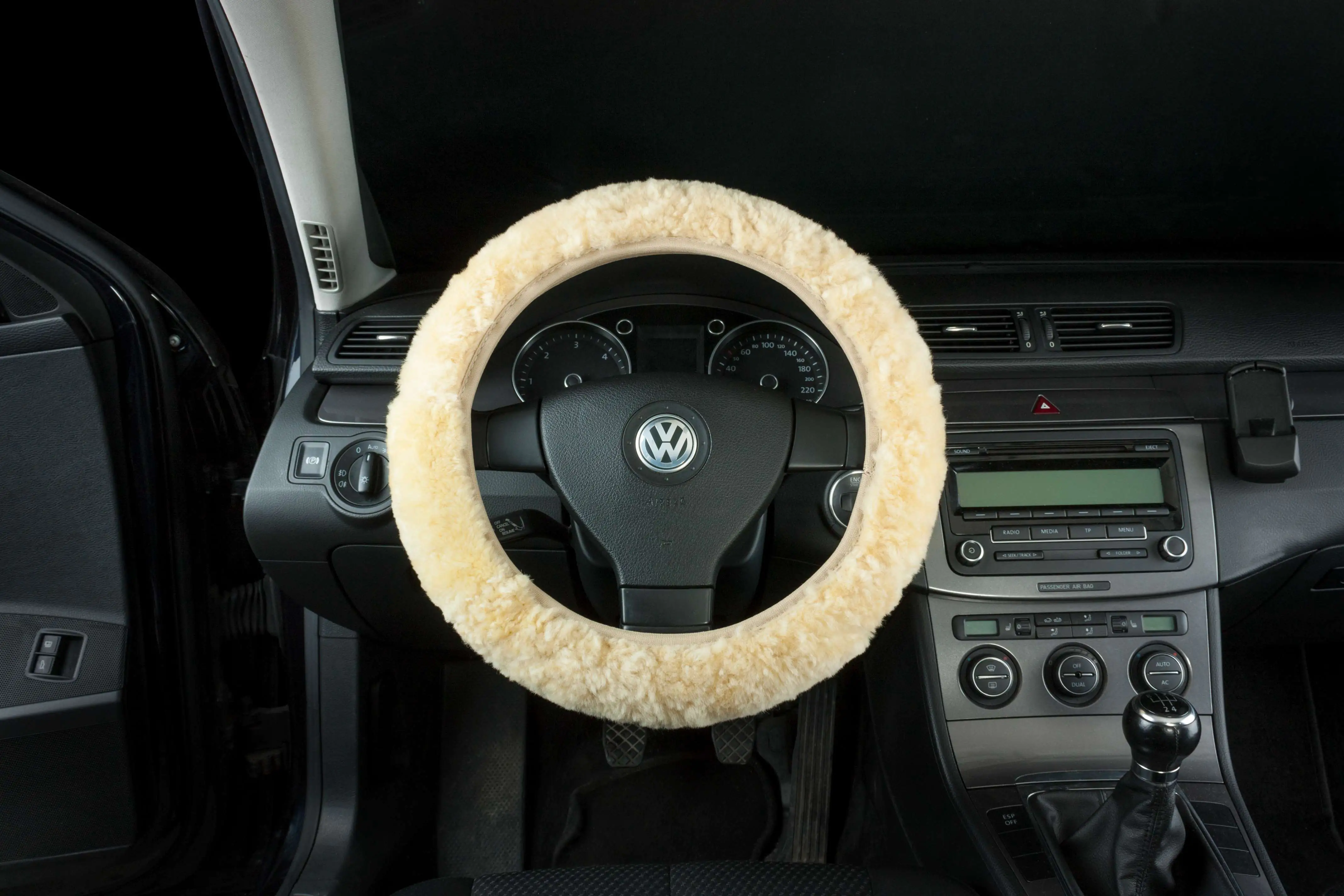 9001778195401_002 Walser Lenkradhülle Lammfell beige 1-teilig