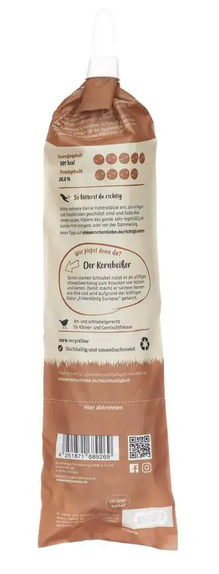 Elles Wildvogelfutter Erdnusskerne im Schlemmerschlauch Elles Wildvogelfutter Erdnusskerne im Schlemmerschlauch