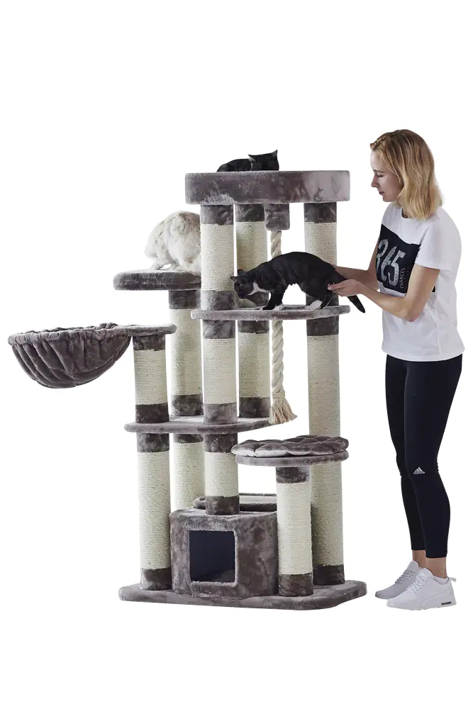 Nobby Kratzbaum Fredo H 158 cm cappuccino