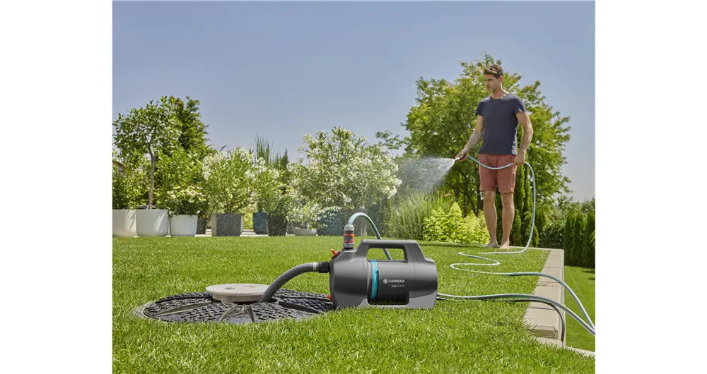 Gardena Gartenpumpe 4100 Silent Set 4.100 l/ h 550 Watt