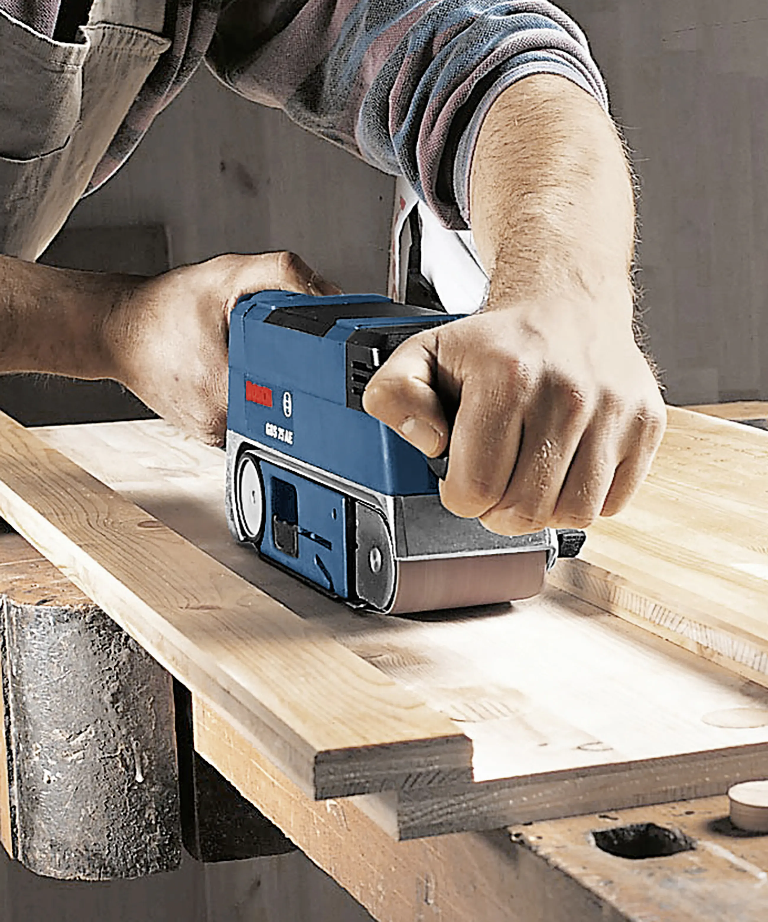 Bosch Professional Bandschleifer GBS 75 AE 750 Watt mit Drehzahlregelung Bosch Professional Bandschleifer GBS 75 AE 750 Watt mit Drehzahlregelung