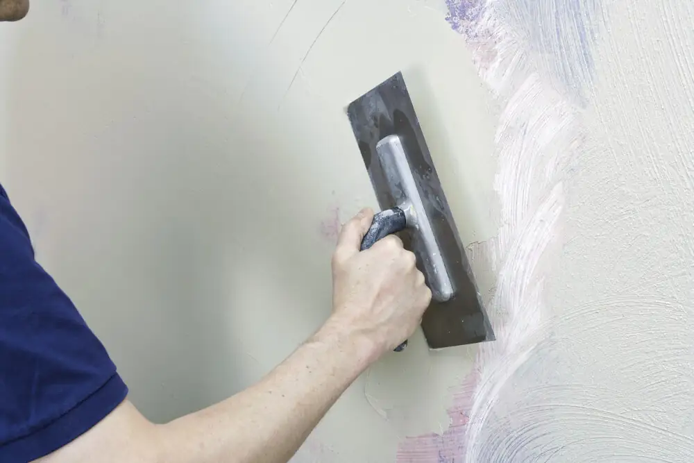 Knauf Rotband Flächenspachtel 1 kg Knauf Rotband Flächenspachtel 1 kg