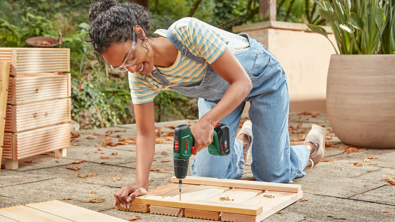 Bosch Akku-Bohrschrauber EasyDrill 18V-40 Solo Bosch Akku-Bohrschrauber EasyDrill 18V-40 Solo