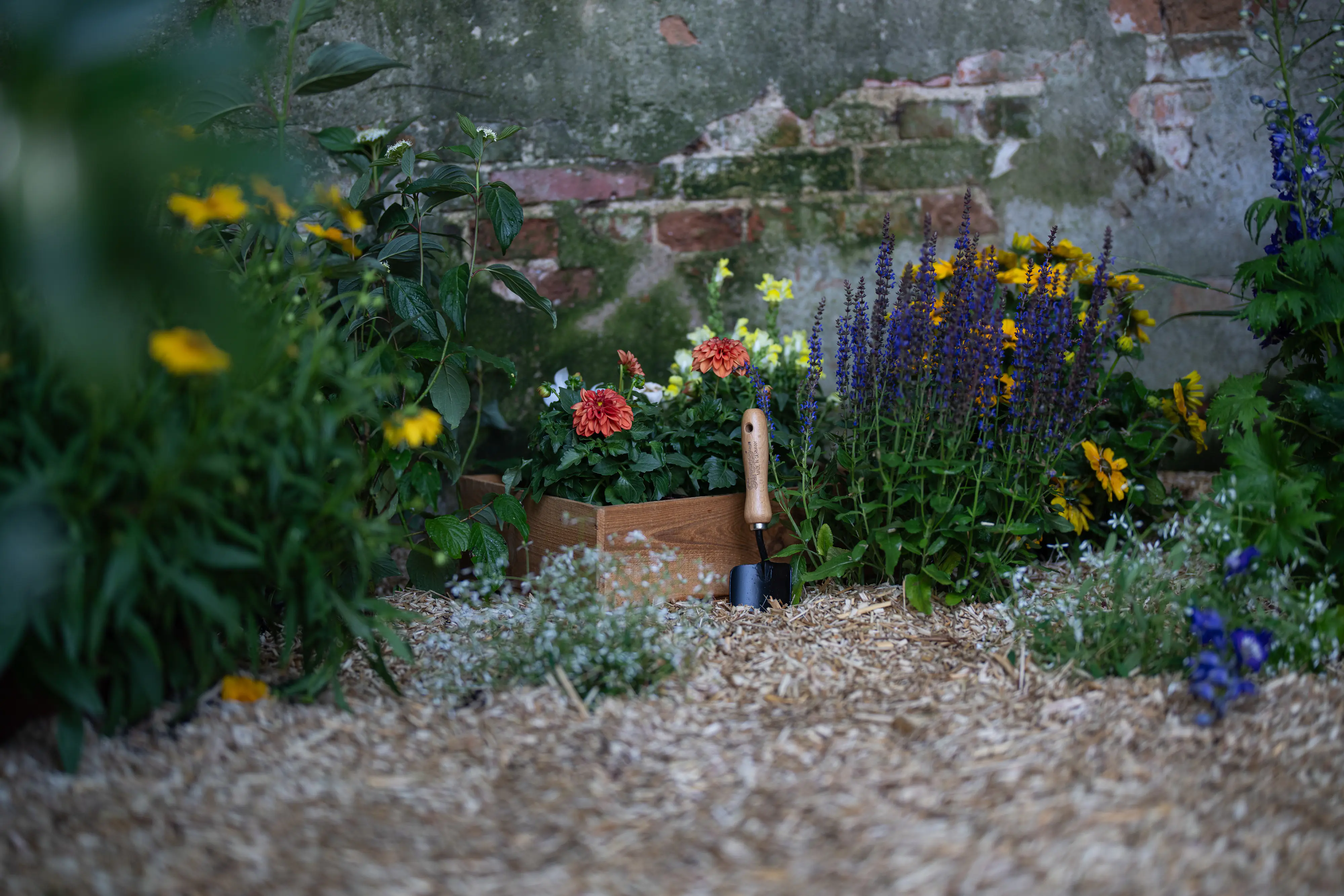 Floragard natürlicher Unkrautschutz Miscanthus Mulch 125 L Floragard natürlicher Unkrautschutz Miscanthus Mulch 125 L