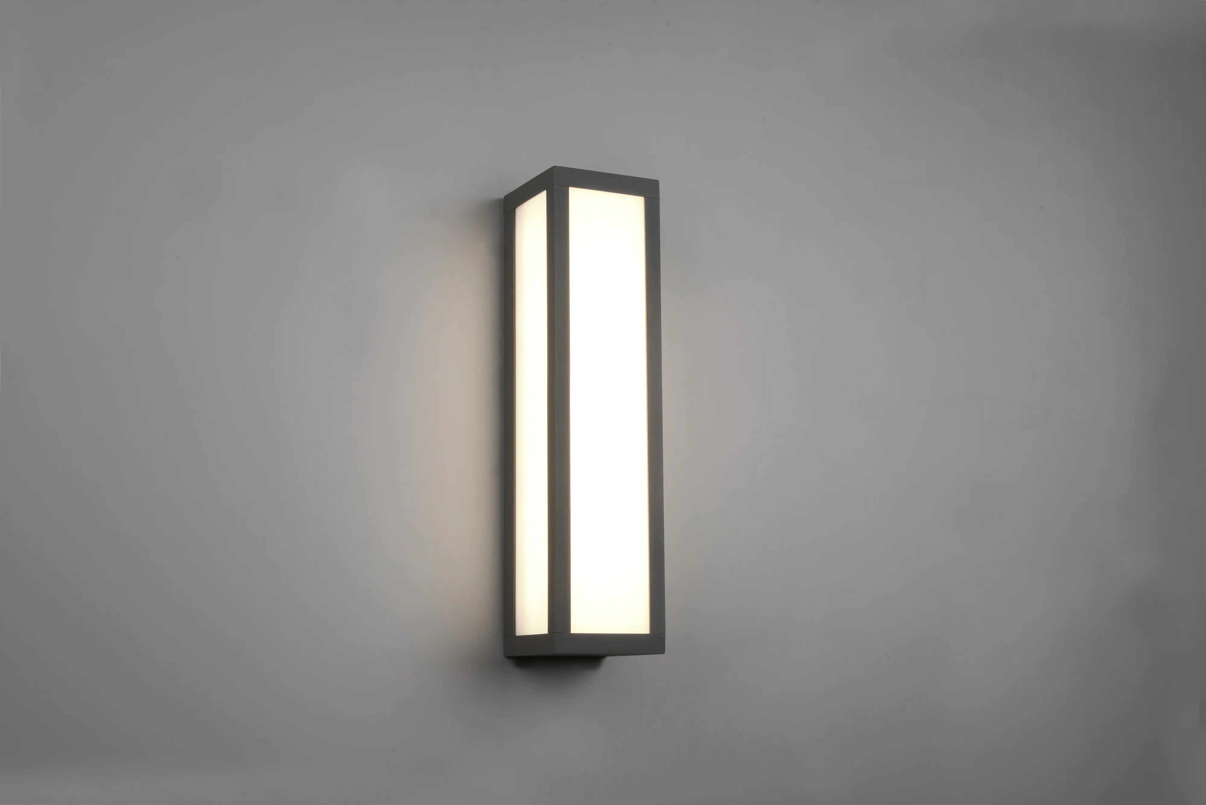 Trio LED Wandleuchte Fuerte für außen anthrazit/weiß 105W Trio LED Wandleuchte Fuerte für außen anthrazit/weiß 105W