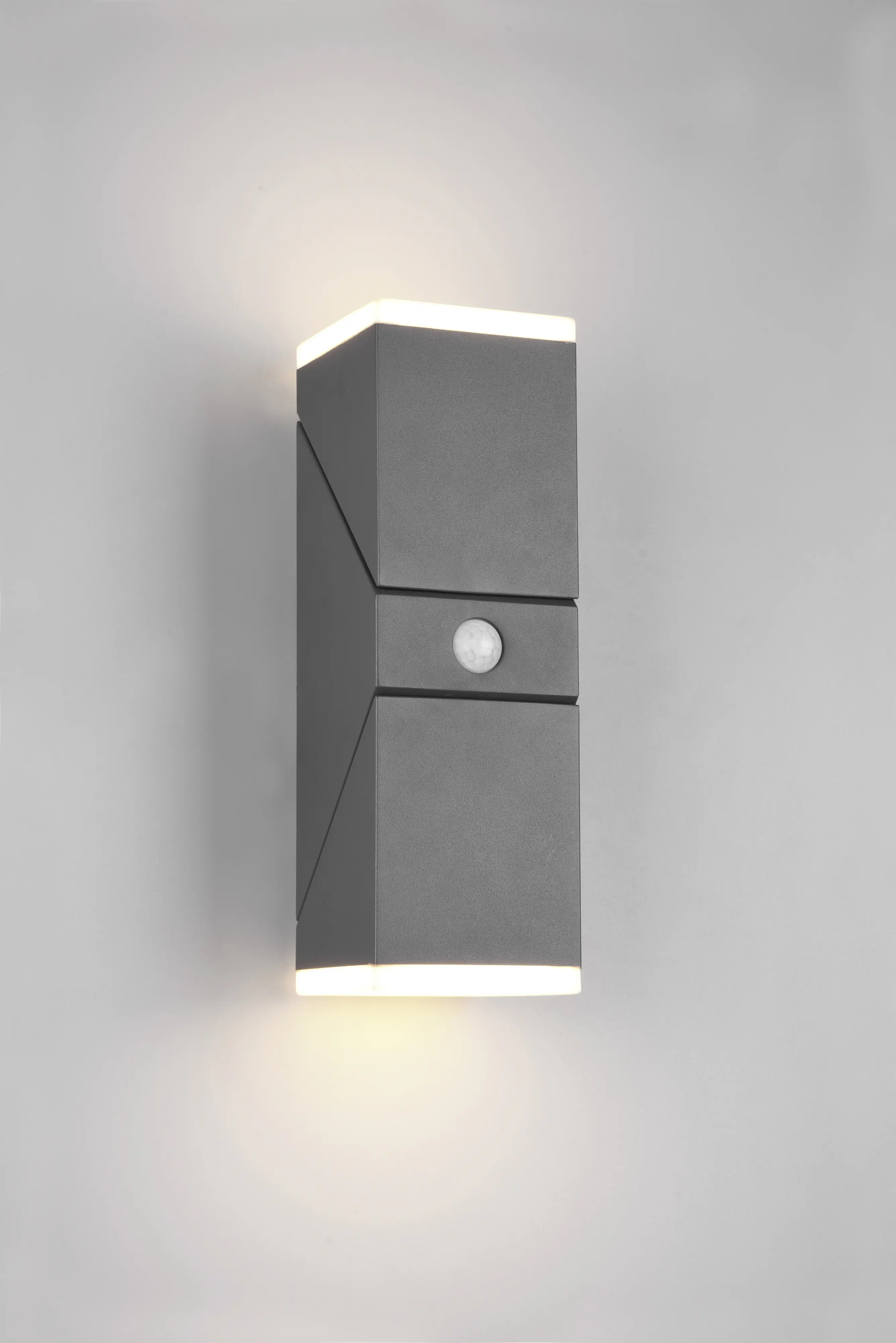 Trio LED Wandleuchte Avon innen/außen anthrazit standby 14W warmweiß Trio LED Wandleuchte Avon innen/außen anthrazit standby 14W warmweiß