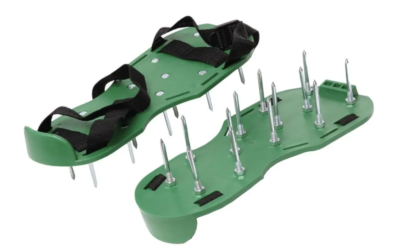 Floraworld Rasenbelüftungs-Spikes  Floraworld Rasenbelüftungs-Spikes