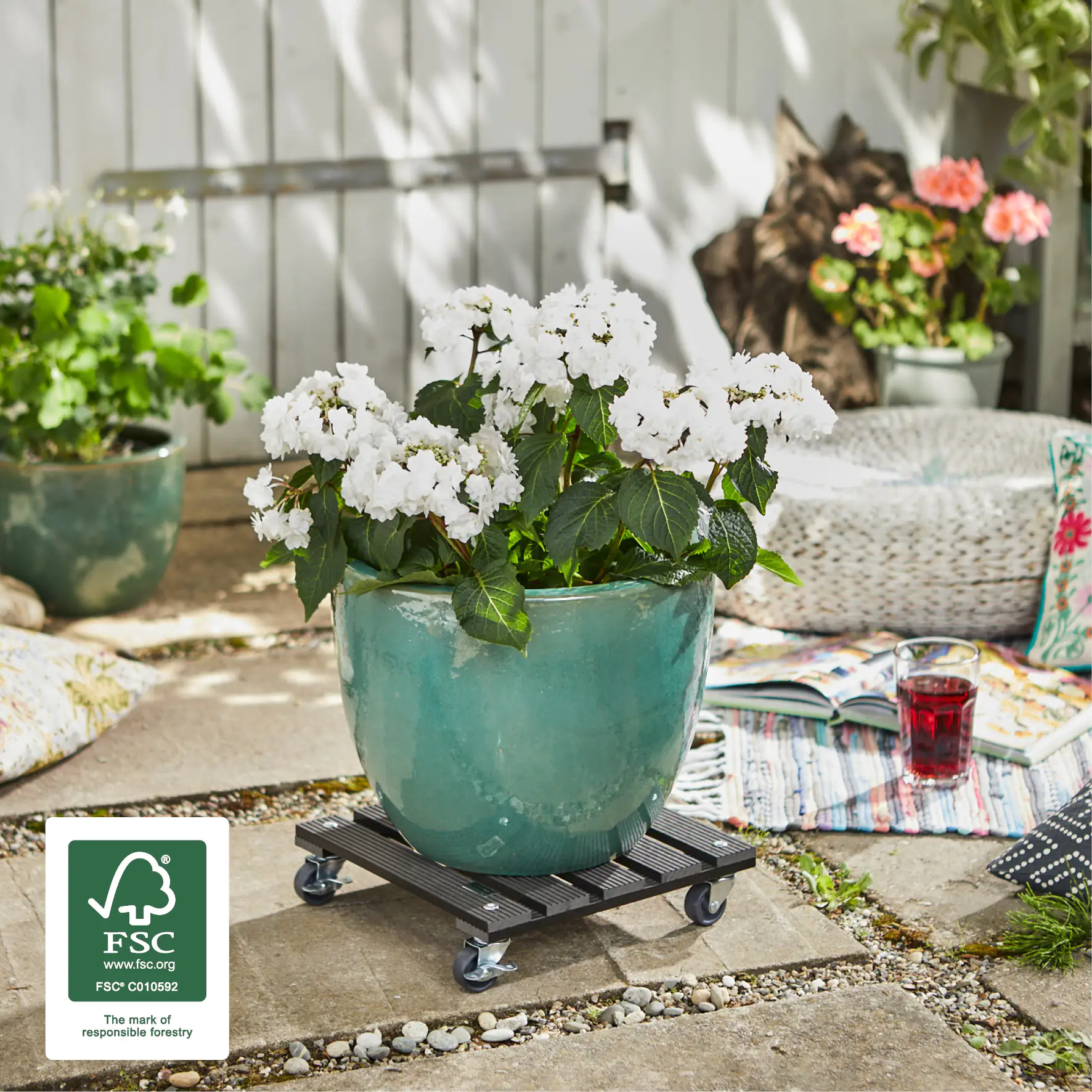 WAGNER Pflanzenroller WPC eckig 29 x 29 cm Tragkraft bis max. 80 kg