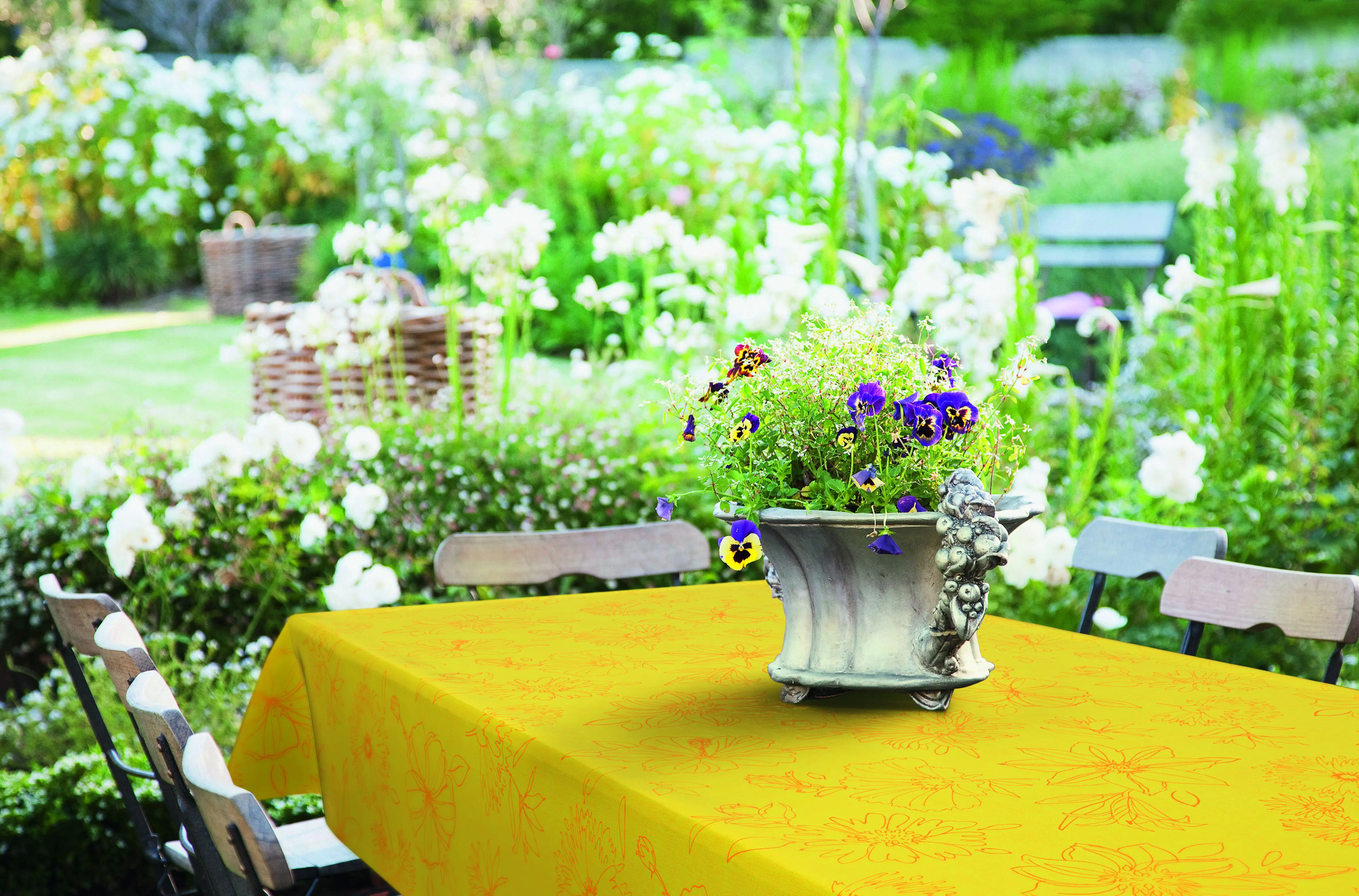 d-c-table® Tischdecke Manhattan Vlies Palmas 110 x 140 cm, gelb