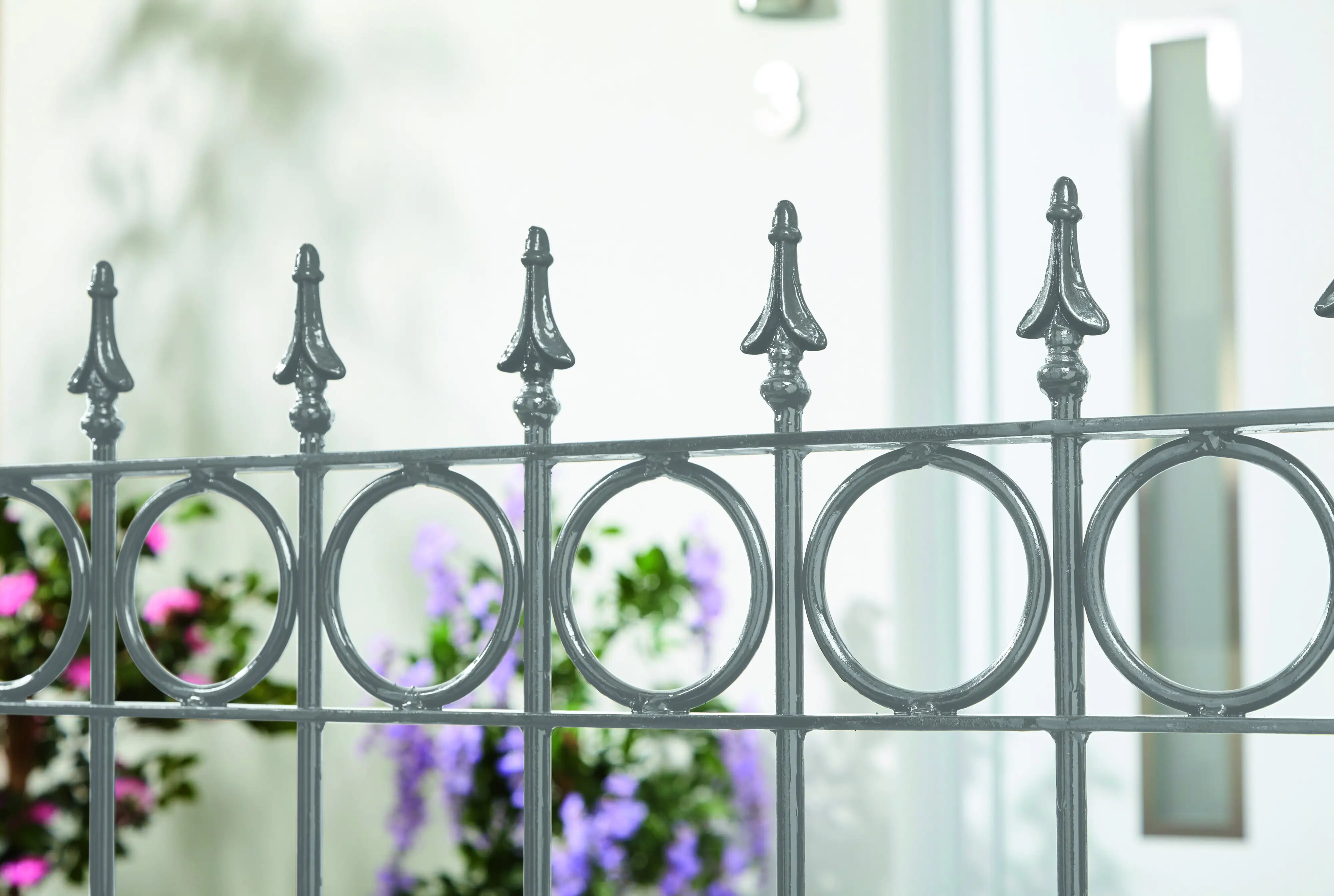 Alpina Metallschutz-Lack Anti-Rost 750 ml hellgrau glänzend Alpina Metallschutz-Lack Anti-Rost 750 ml hellgrau glänzend