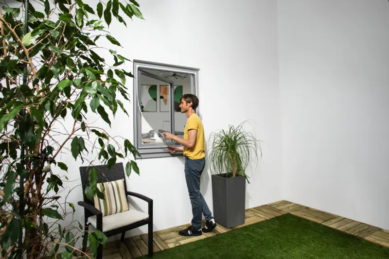 9003117315228 TrendLine Fliegenschutz-Magnetfenster 100 x 120 cm weiß/weiß kürzbar