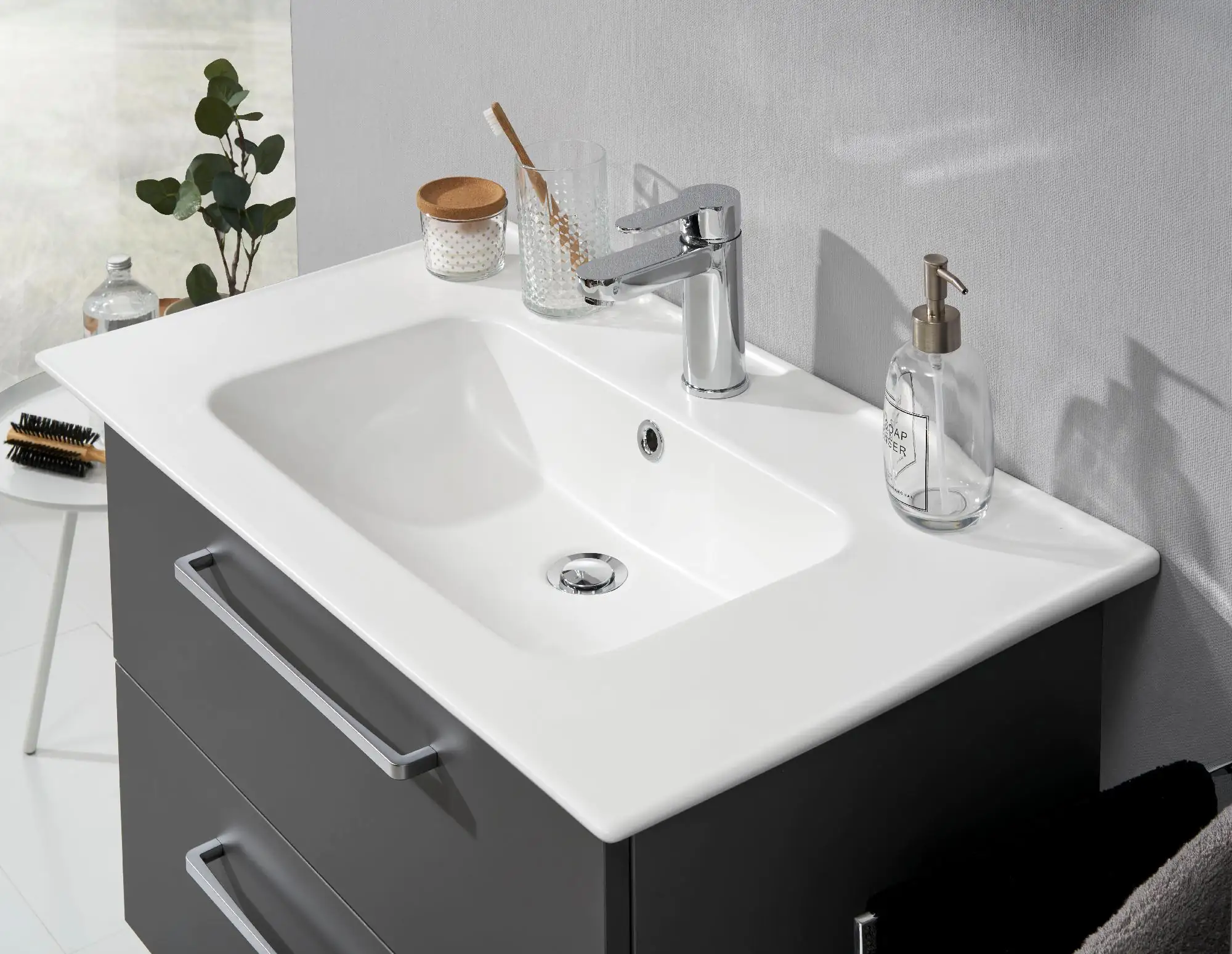 Pelipal Badmöbel-Set Pineo Quarzgrau Matt mit Keramik-Waschtisch + 3D-Spiegelschrank 80 cm