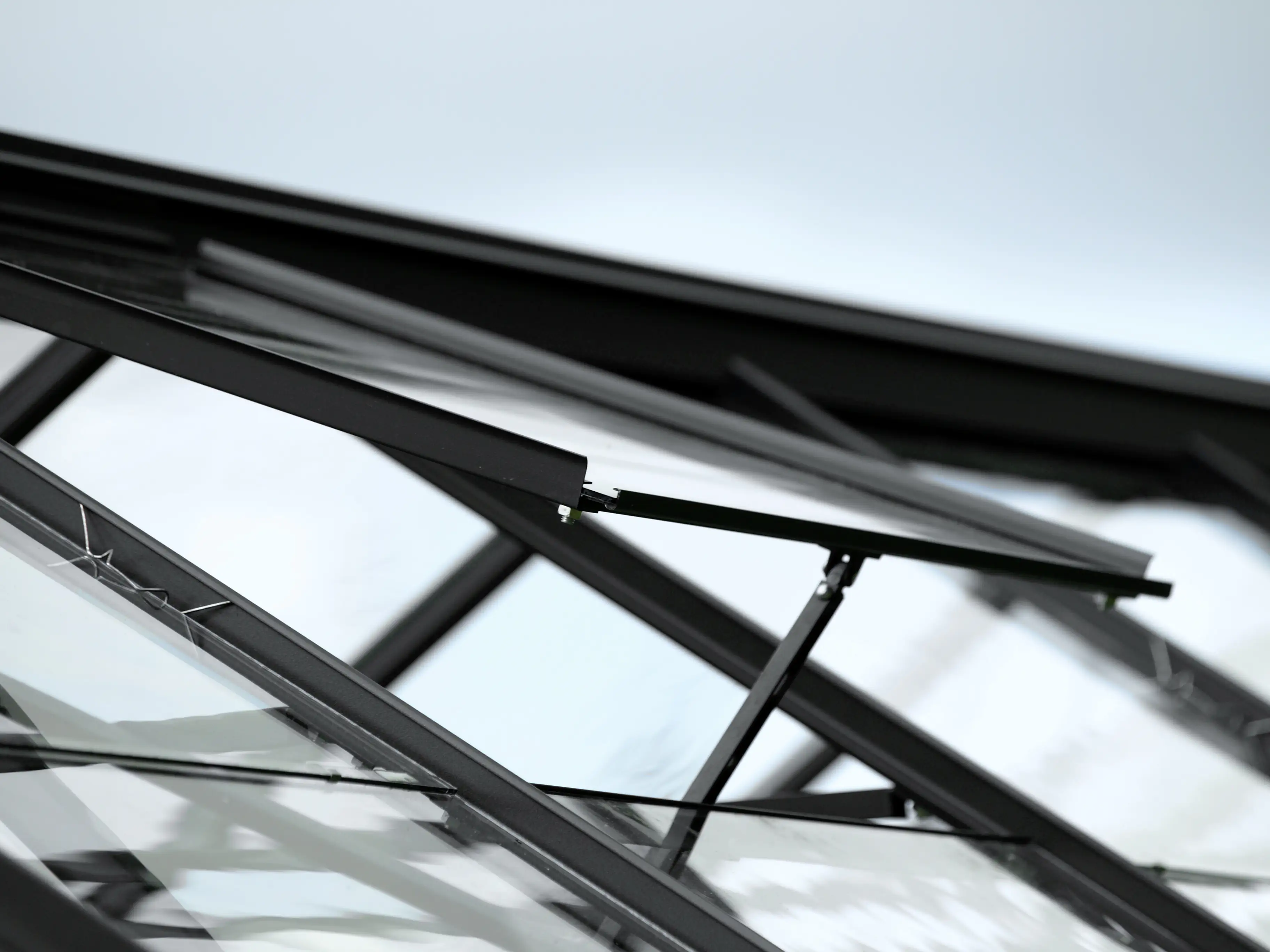 Vitavia Alu-Dachfenster zu Venus Apollo Diana Uranus Cassandra Merkur Mars