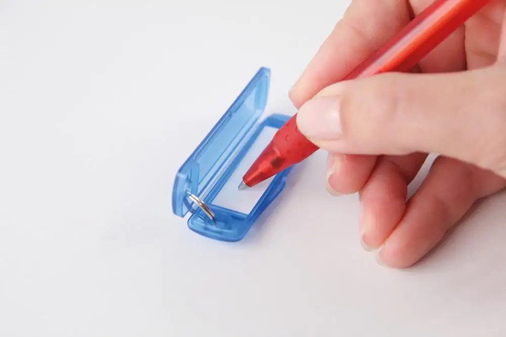 Fackelmann Schlüsselanhänger-Set Tecno 2 x 6 cm, 3 Stück