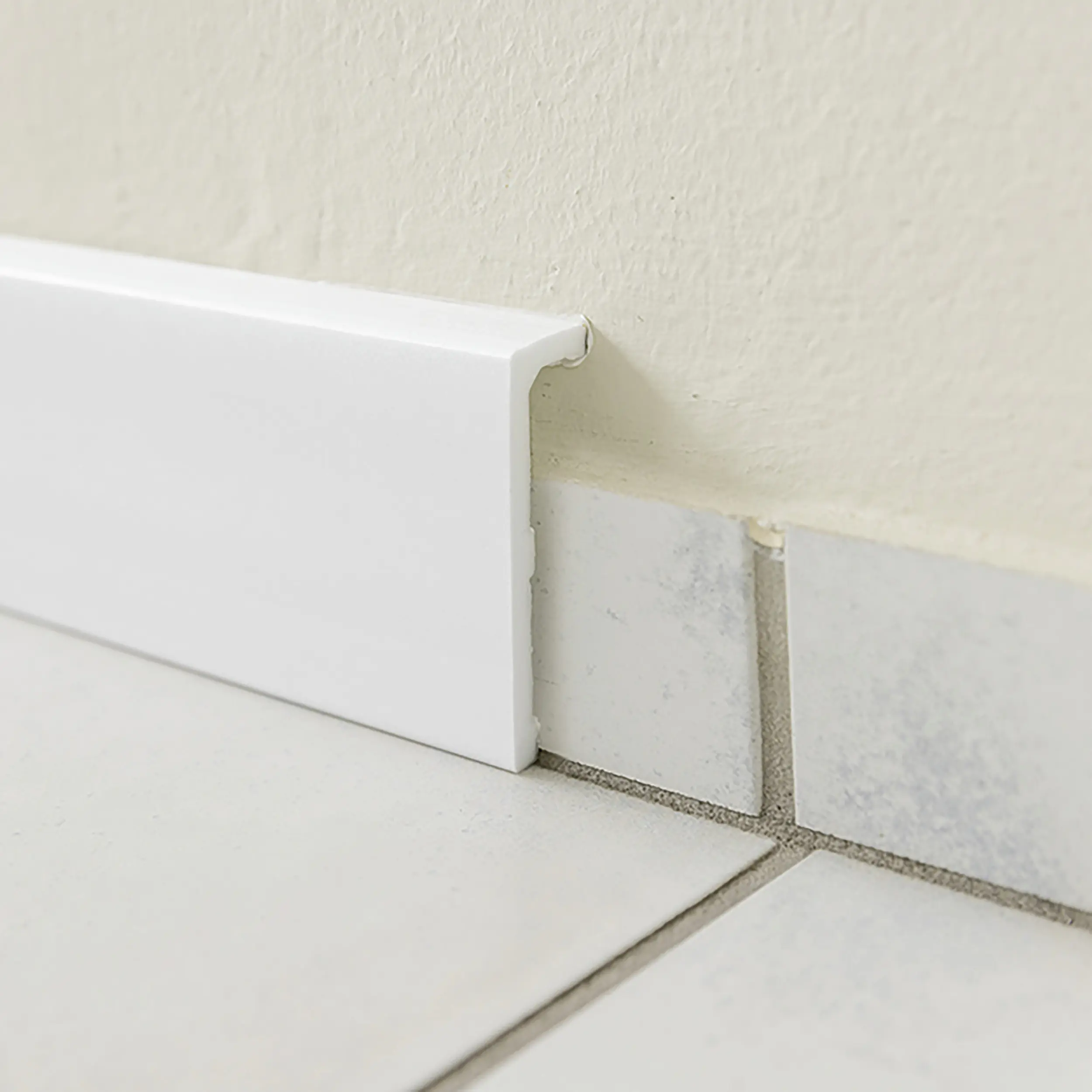 Decosa Zierprofil Sinja 200 x 9,5 cm weiß