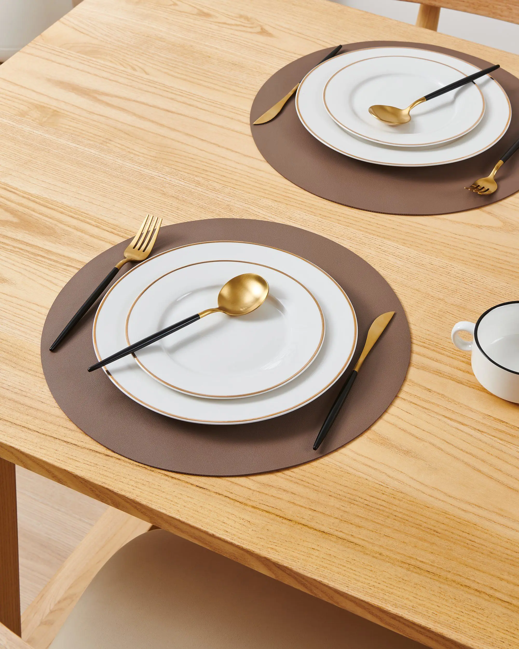 Vinanivao Tischset Ø38 cm bronze/braun