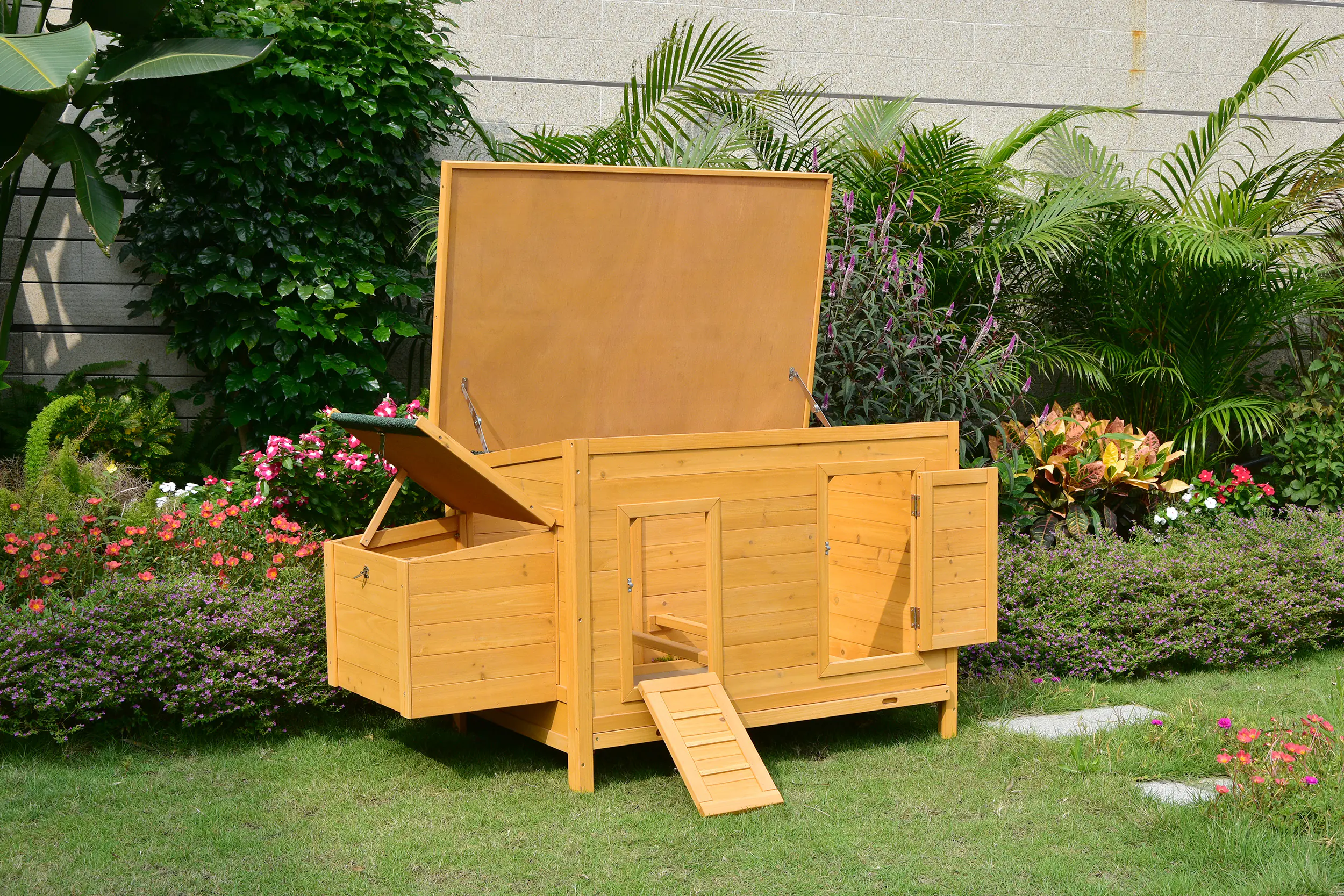 TrendLine Hühnerhaus Emma mit Bodenwanne 146 x 74 x 80 cm natur