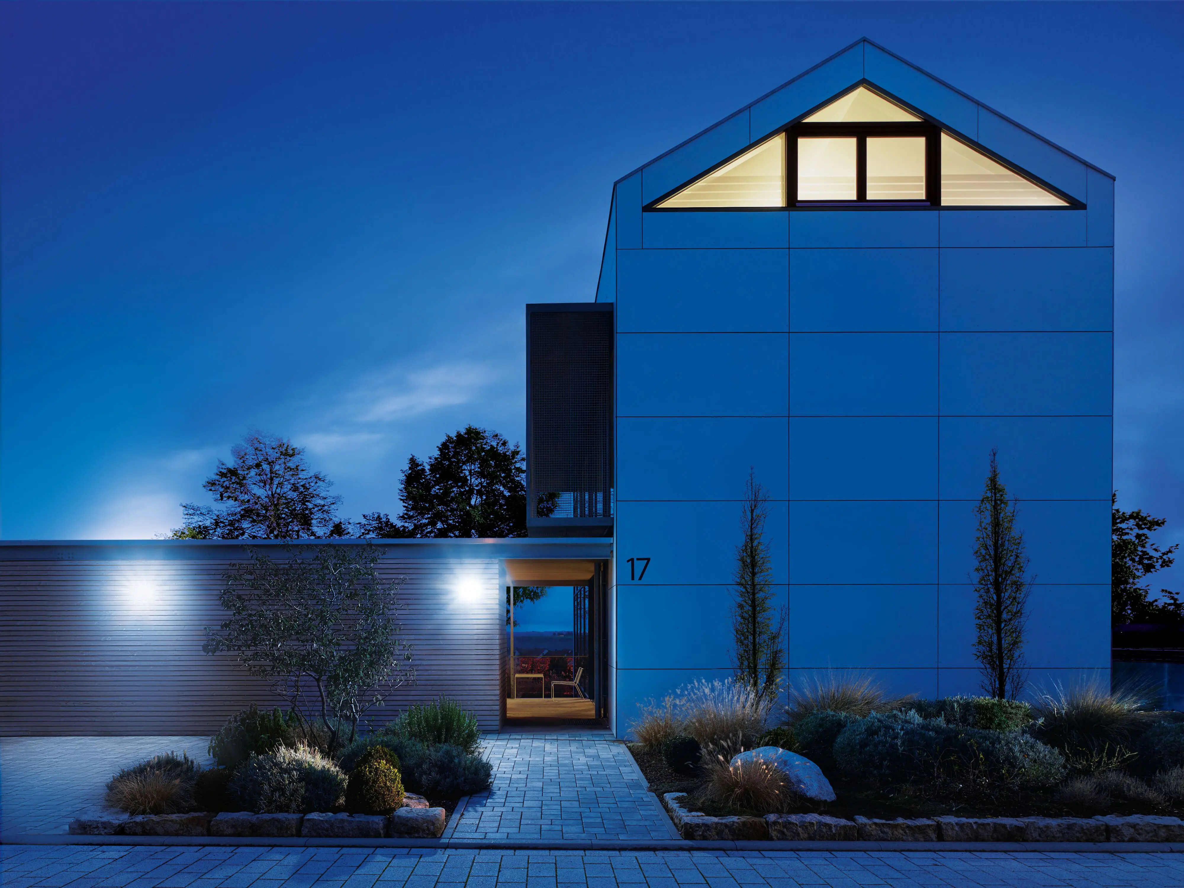 Steinel Strahler XLED Home 2 S Schwarz mit Bewegungsmelder, Sensor