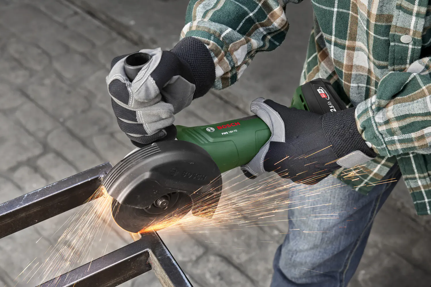 Bosch Akku-Winkelschleifer PWS 18V-70 125 mm Solo Bosch Akku-Winkelschleifer PWS 18V-70 125 mm Solo