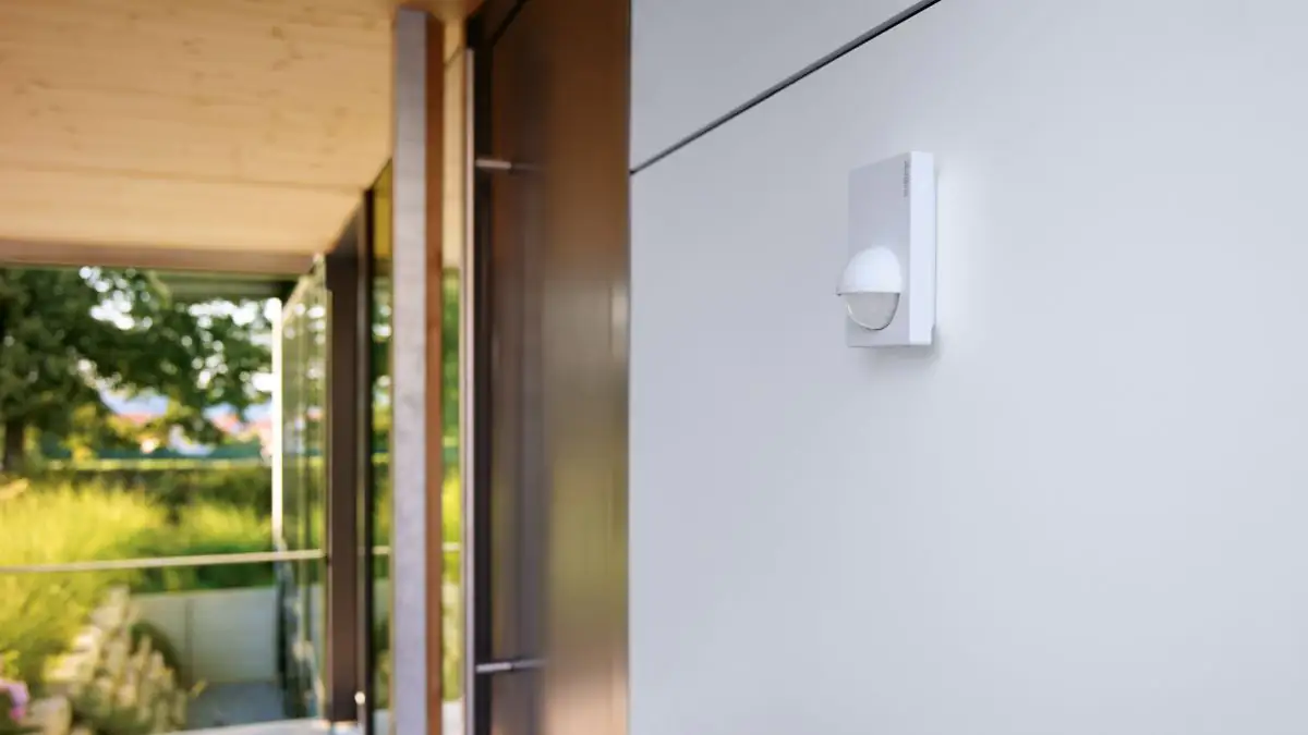 4007841603113_10 Steinel Bewegungsmelder IS 180-2 schwarz