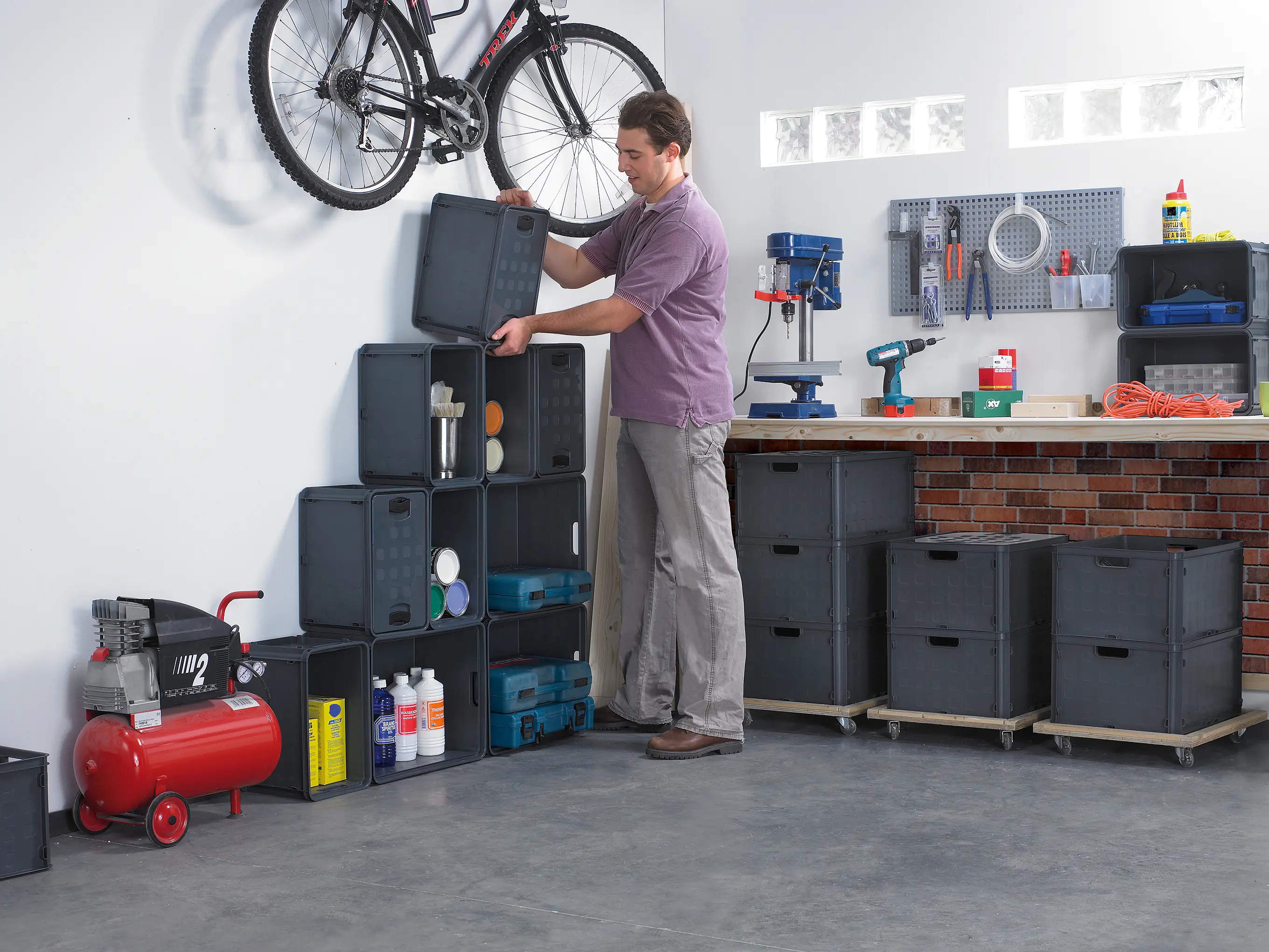 Sunware geschlossene Aufbewahrungsbox Square 52L anthrazit 50 x 40 x 26 cm