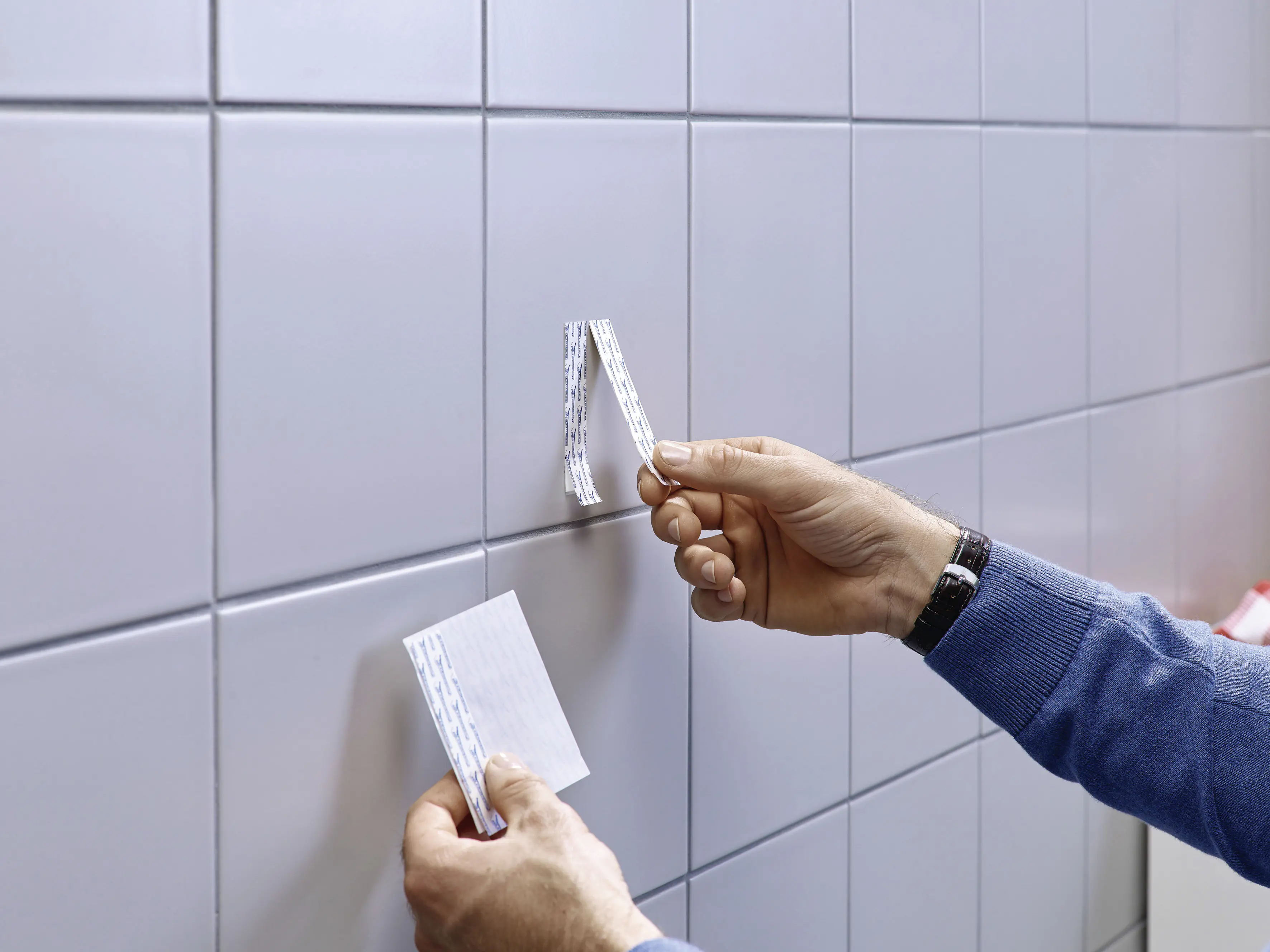 tesa Klebenagel Traglast 4 kg, 2 Stück