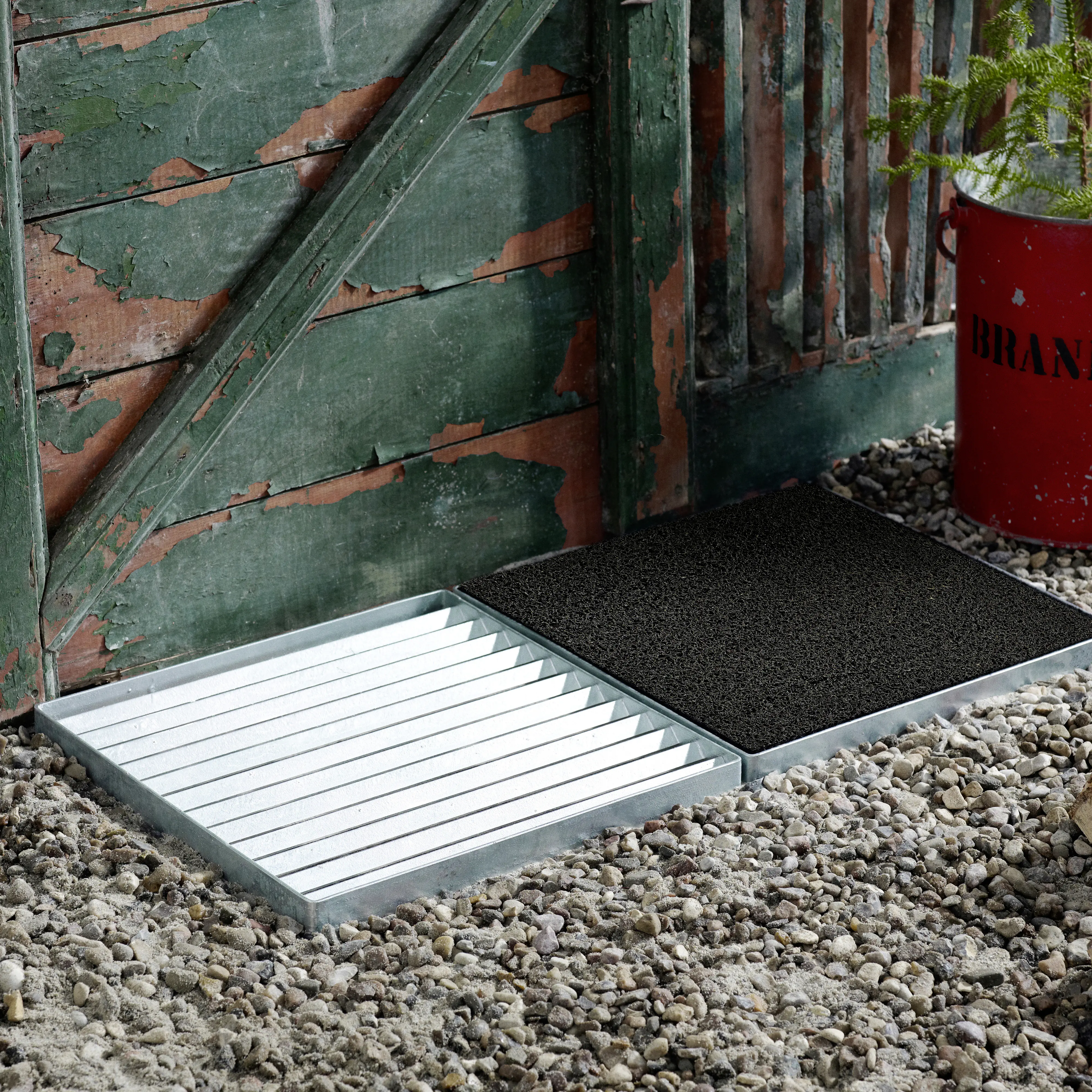 Plus Fußabtreter Cubic 40 x 80 cm mit Rahmen, Rost & Kunststoffmatte Plus Fußabtreter Cubic 40 x 80 cm mit Rahmen, Rost & Kunststoffmatte