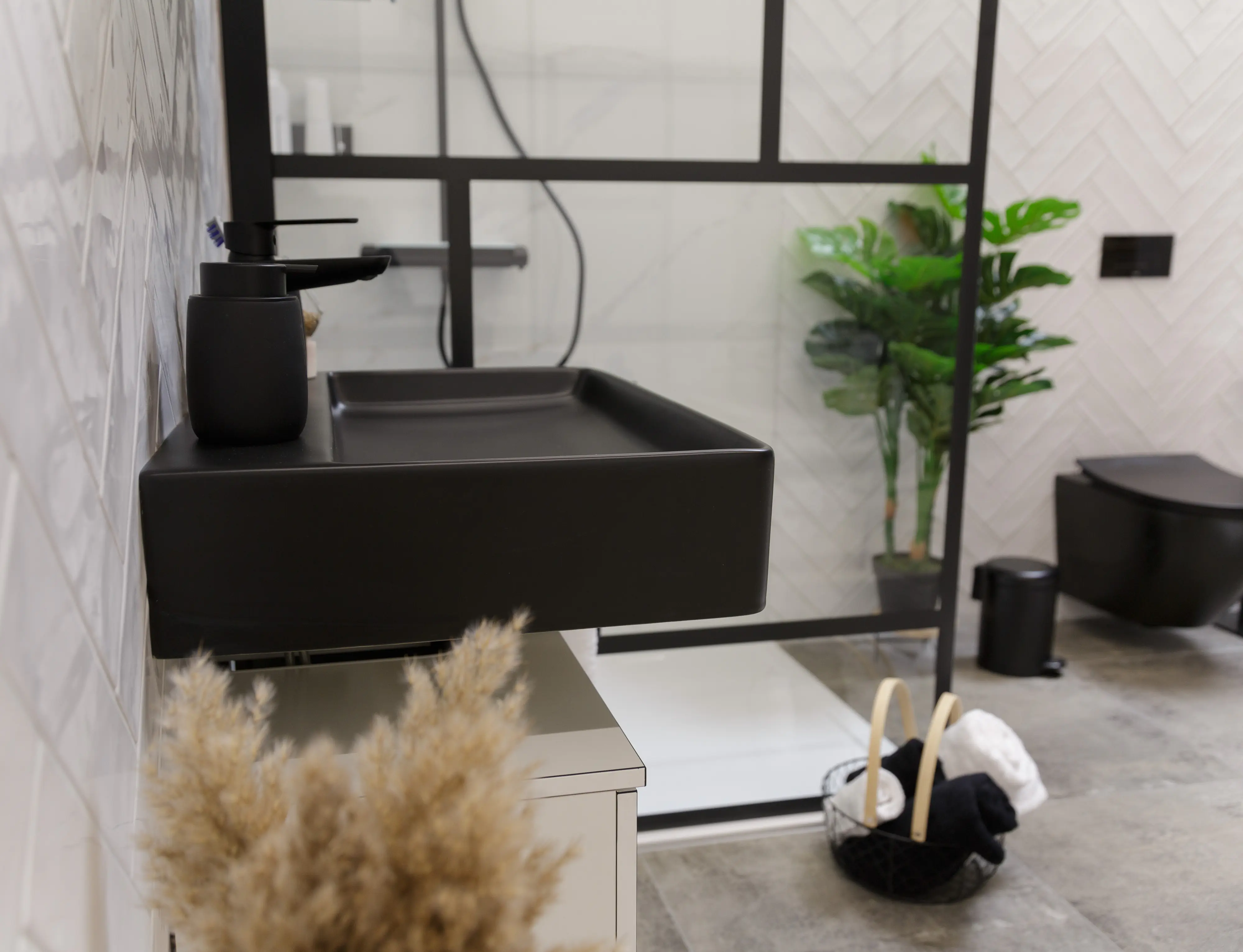 Kleine Wolke Seifenspender Bonny schwarz