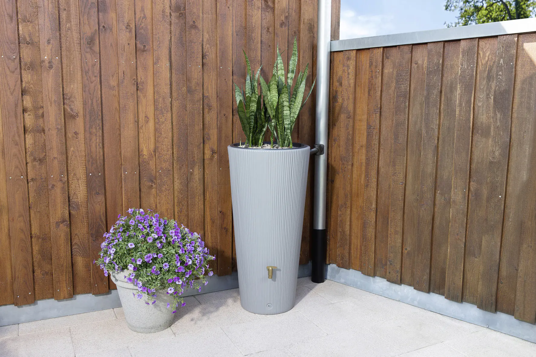 4rain Regenspeicher Vaso 2in1 Decor 220 L zinkgrau mit Pflanzenschale