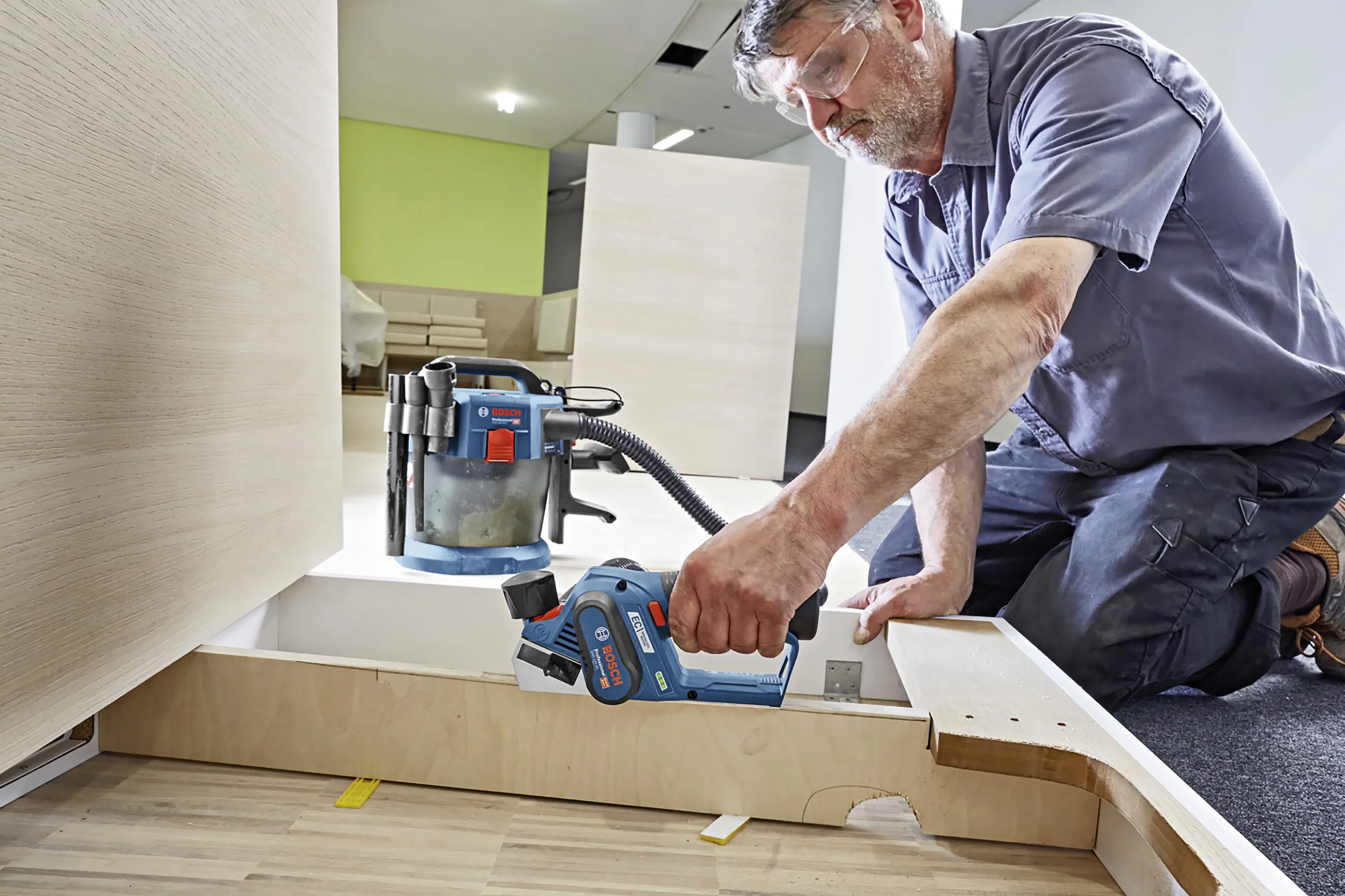 Bosch Professional Akku-Hobel GHO 12V-20 Solo