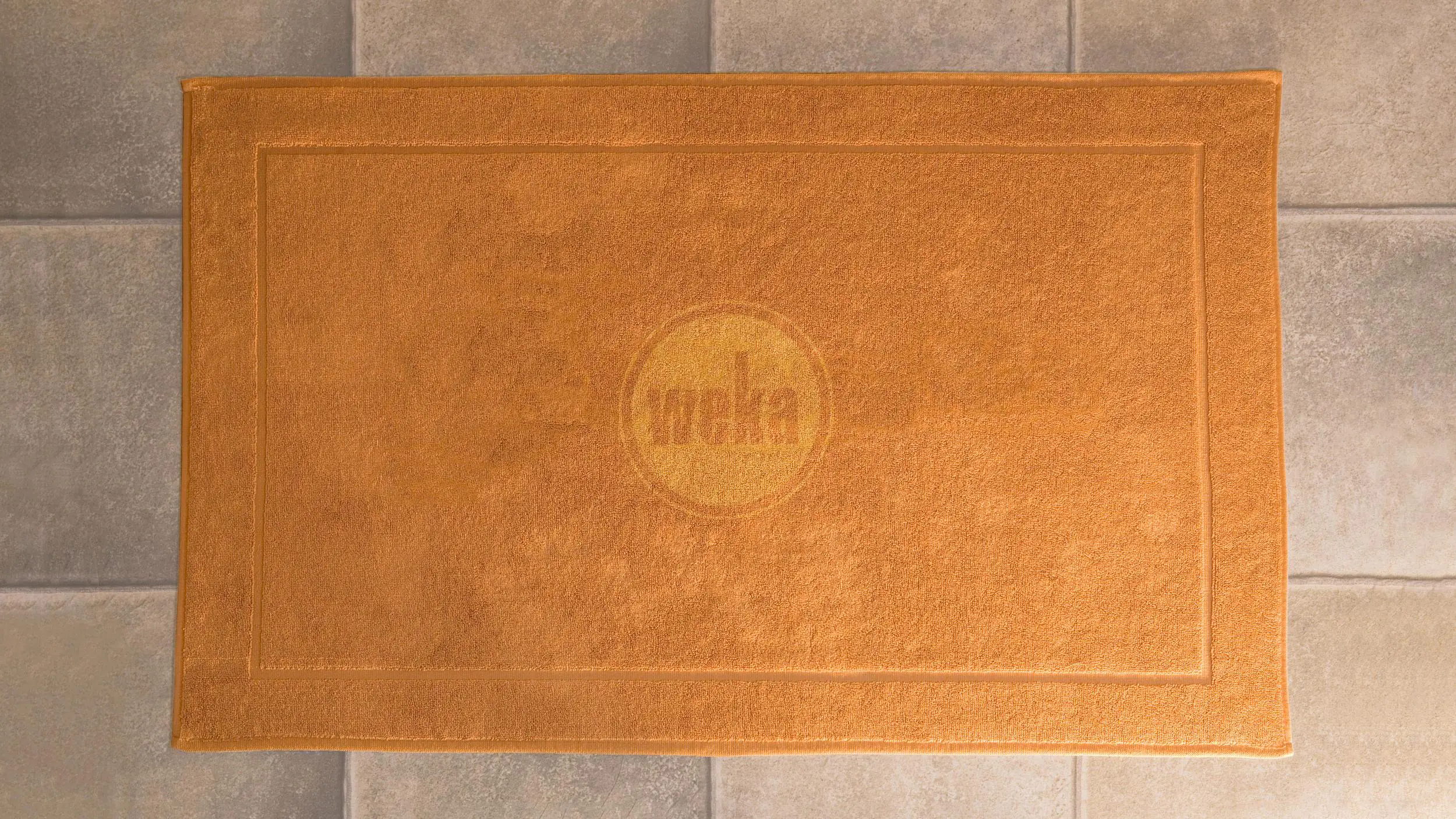 Weka Element-Ecksauna Varberg 4 HT mit isolierter Massivholztür