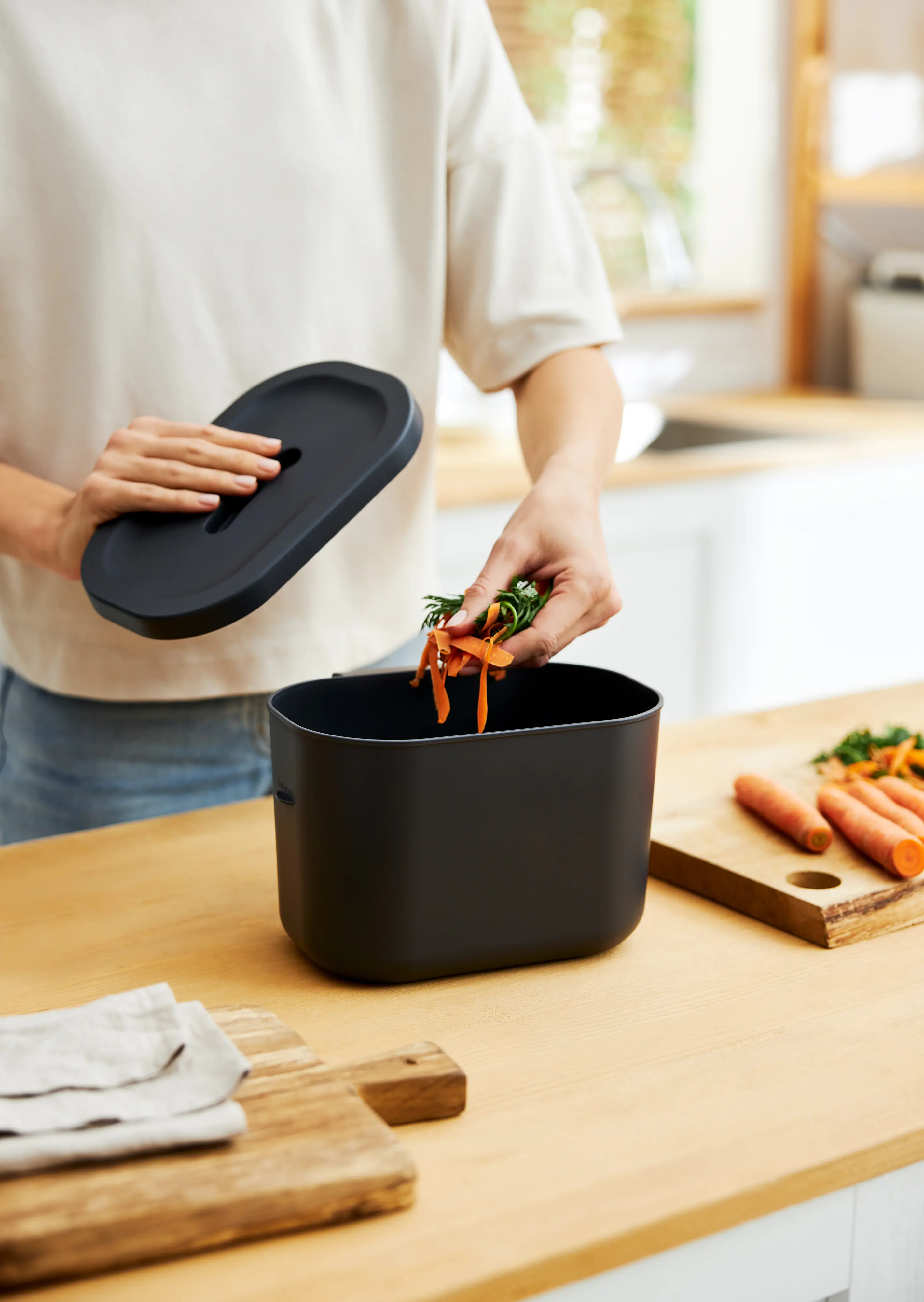 Rotho Komposteimer Jive Bio 3,2 L schwarz