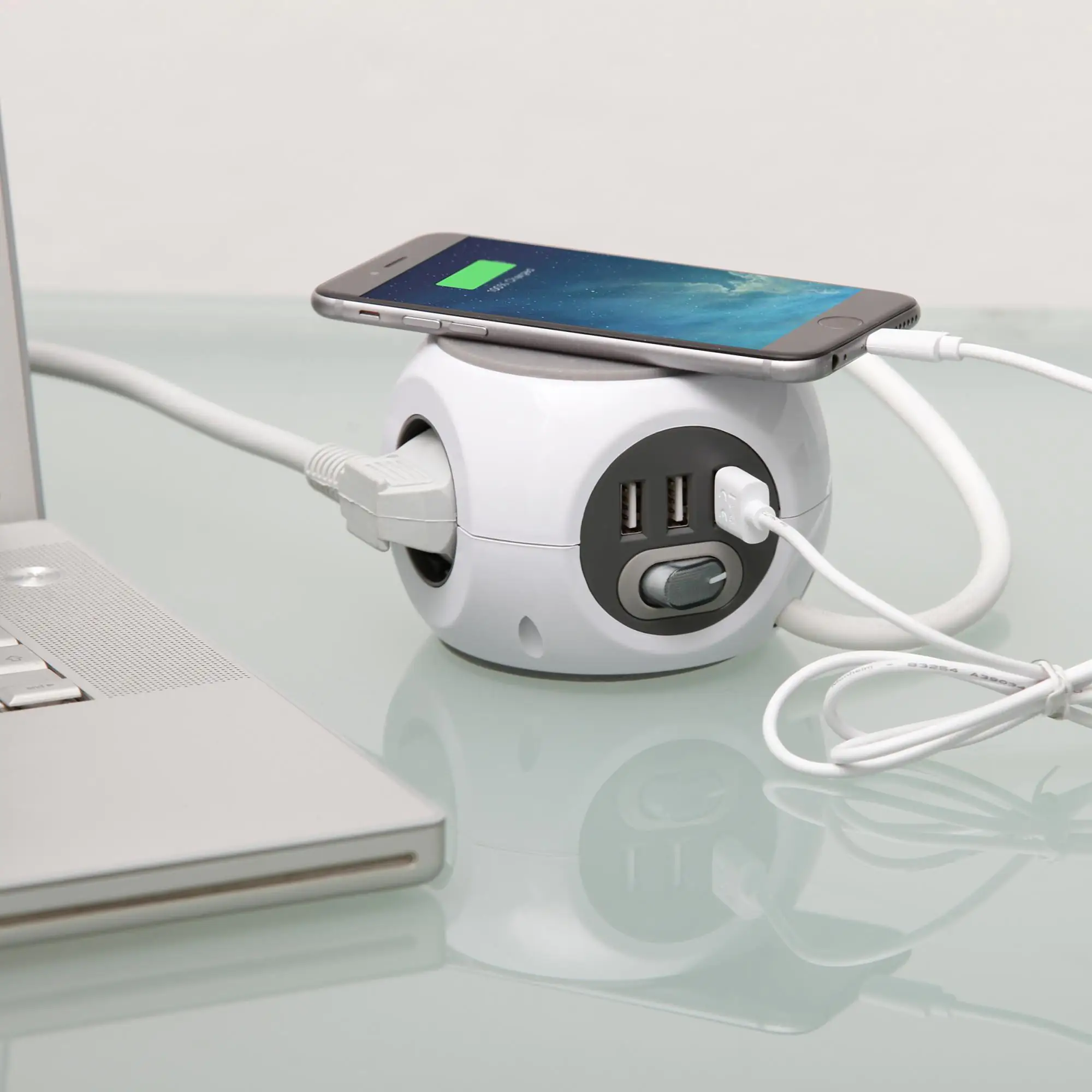 Unitec Steckdosenwürfel 3-fach 1,4m inklusive 3x USB Anschlüssen weiß