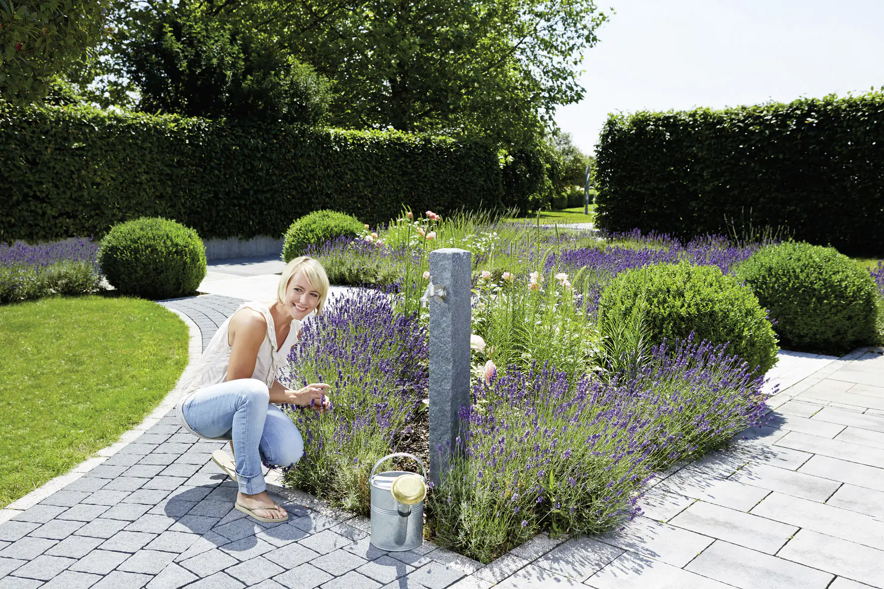 4023122195726 Garantia Wasserzapfsäule Darkgranit 13 x 13 x 100 cm