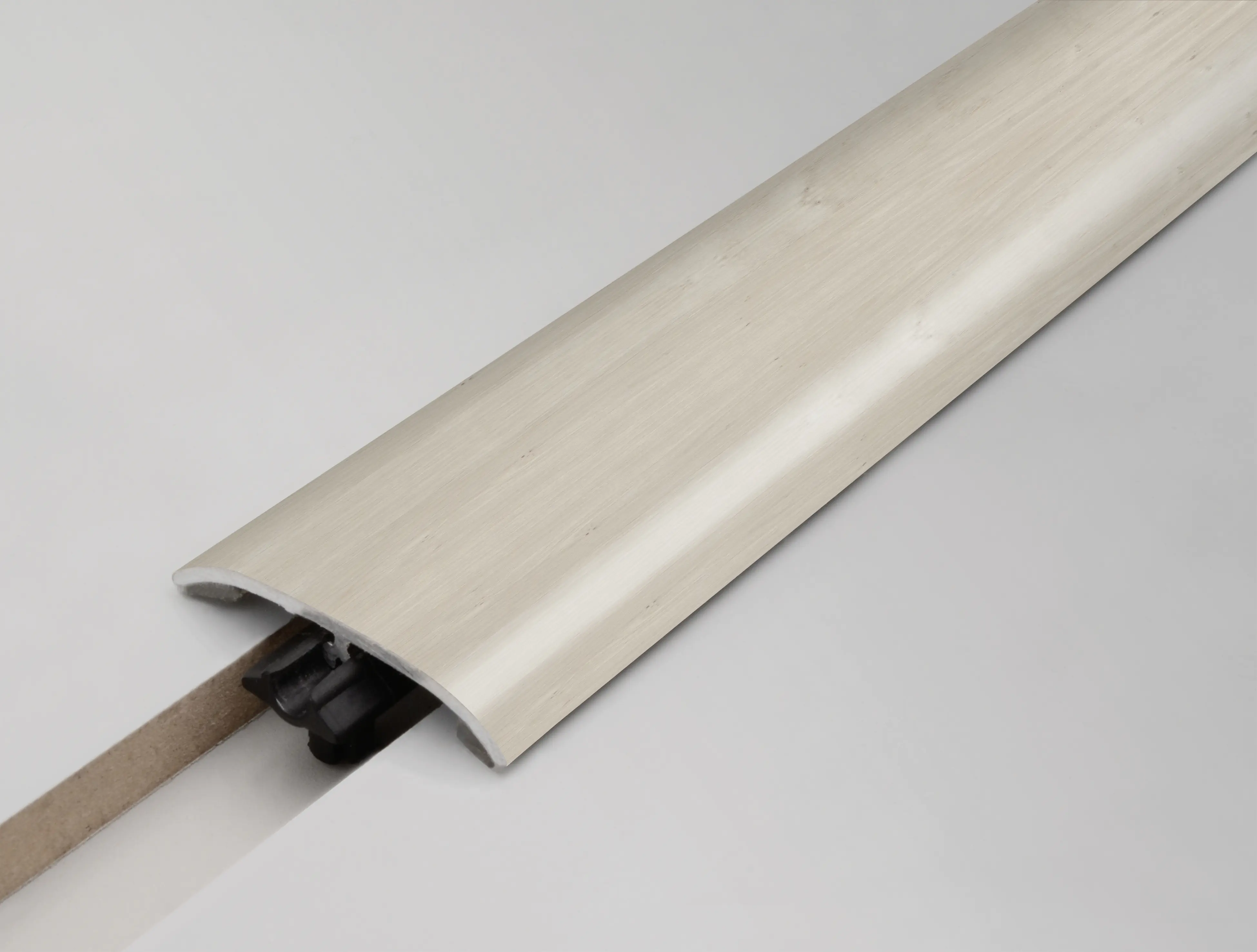 Neuhofer Übergangsprofil 90 cm, 37,5 x 5,5 mm Neuhofer Übergangsprofil 90 cm, 37,5 x 5,5 mm