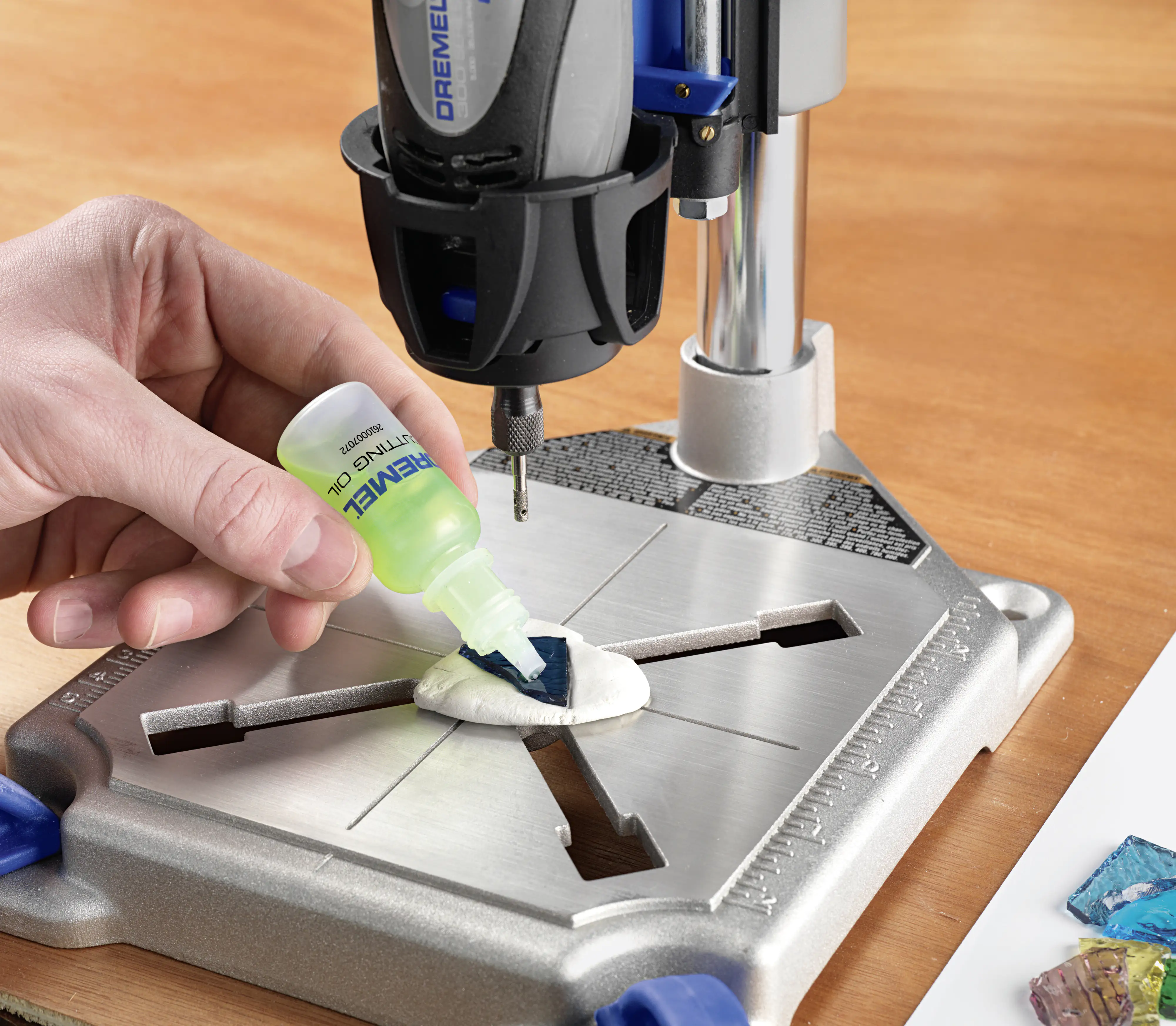 8710364080380_2119608 Bohrer Dremel 662 Diamant für Glas