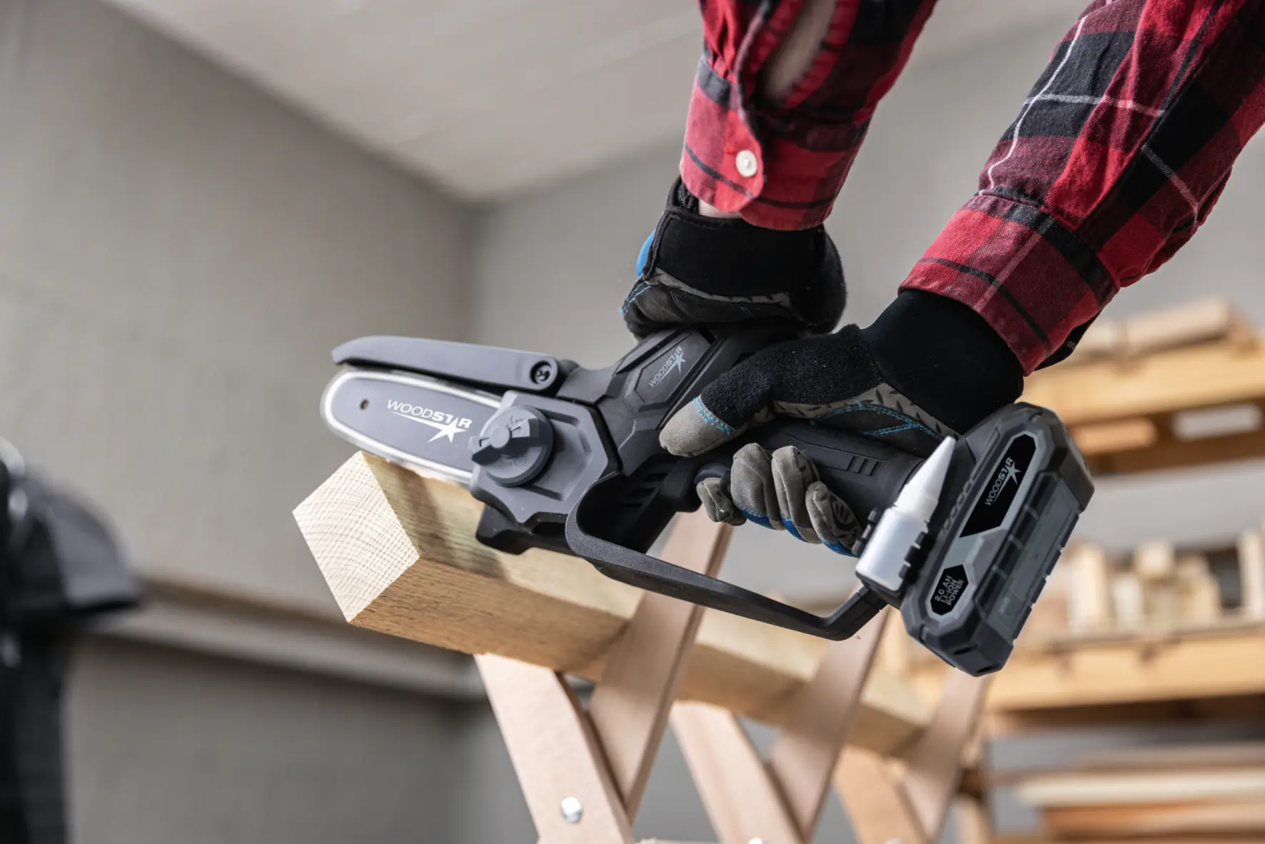 Woodster Akku Gehölzschneider C-ASA100-X 20 V Schwertlänge 15 cm Akku & Ladegerät Woodster Akku Gehölzschneider C-ASA100-X 20 V Schwertlänge 15 cm Akku & Ladegerät