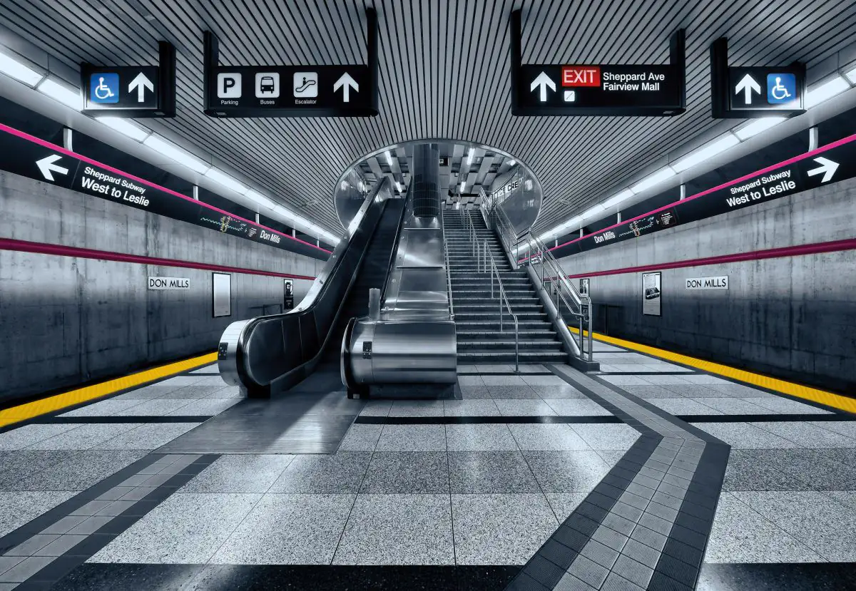 4036834089962 Komar Fototapete Subway 368 x 254 cm