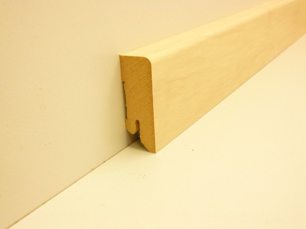 B.S. Bauprogramm Clip-Sockelleiste 250 cm 50 x 18 mm Ahorn natur