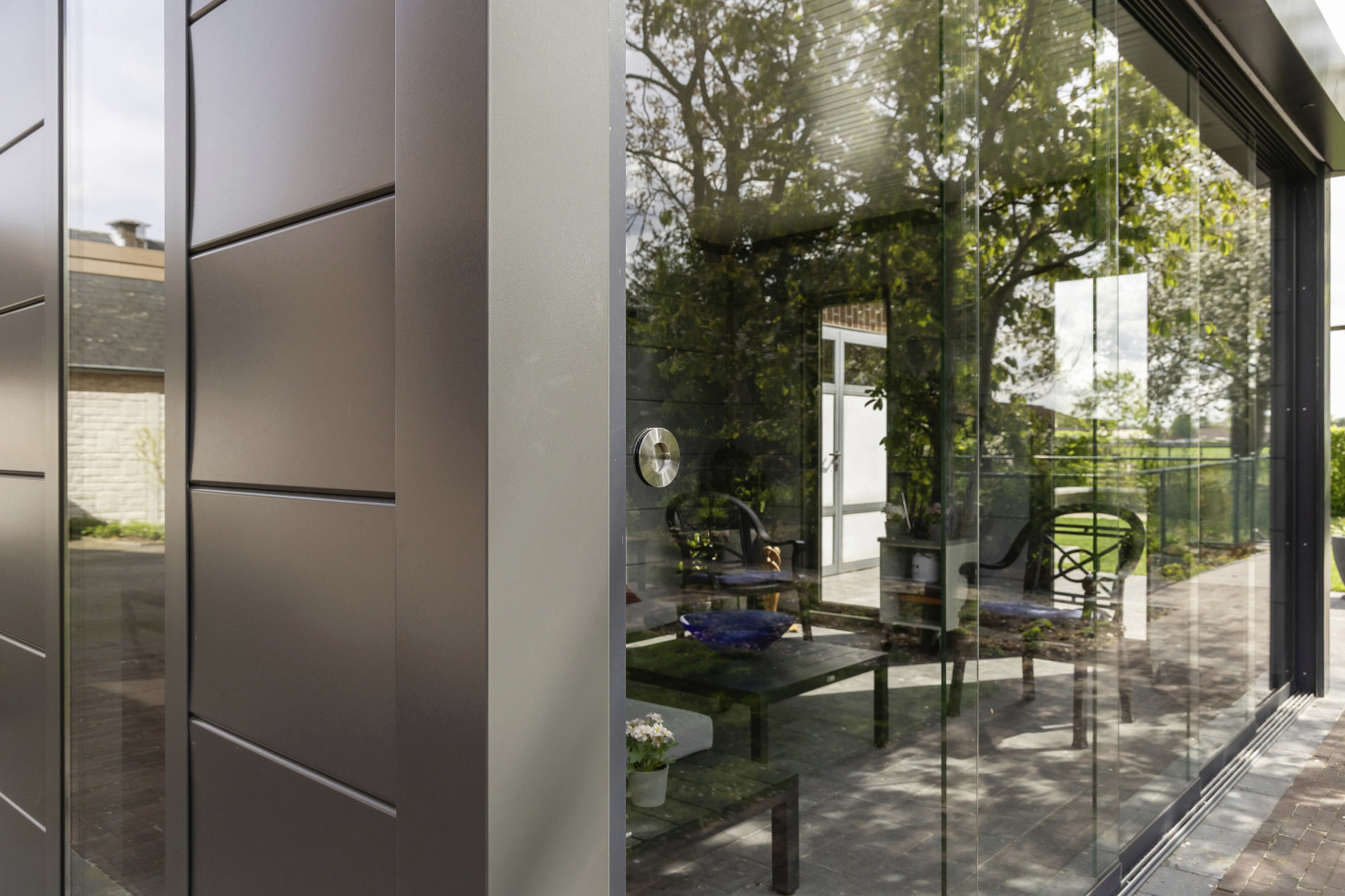 Telluria Glasschiebewand für Lounge XL granitgrau