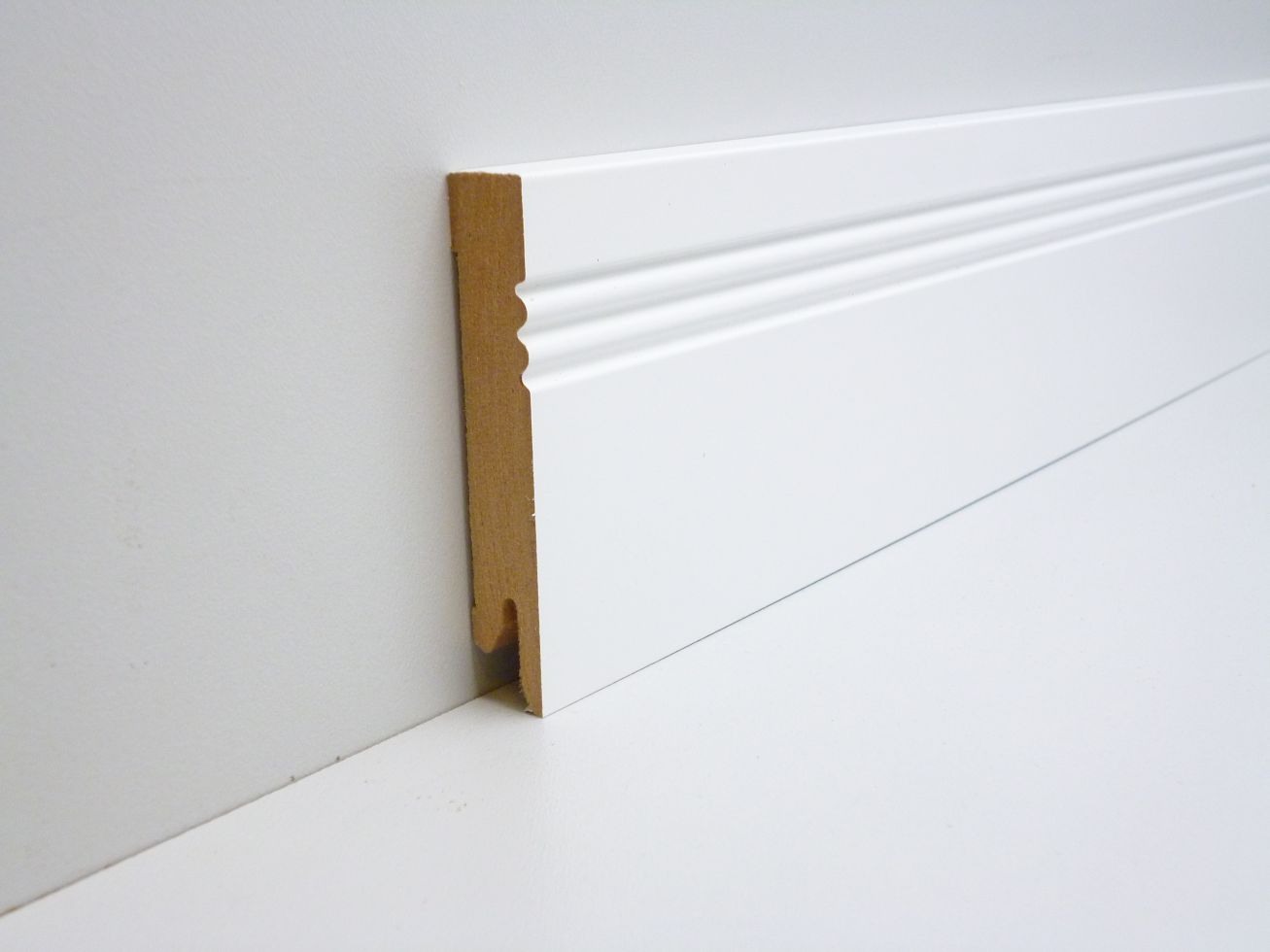 B.S. Bauprogramm Sockelleiste modern 250 cm 80 x 14 mm Blütenweiß