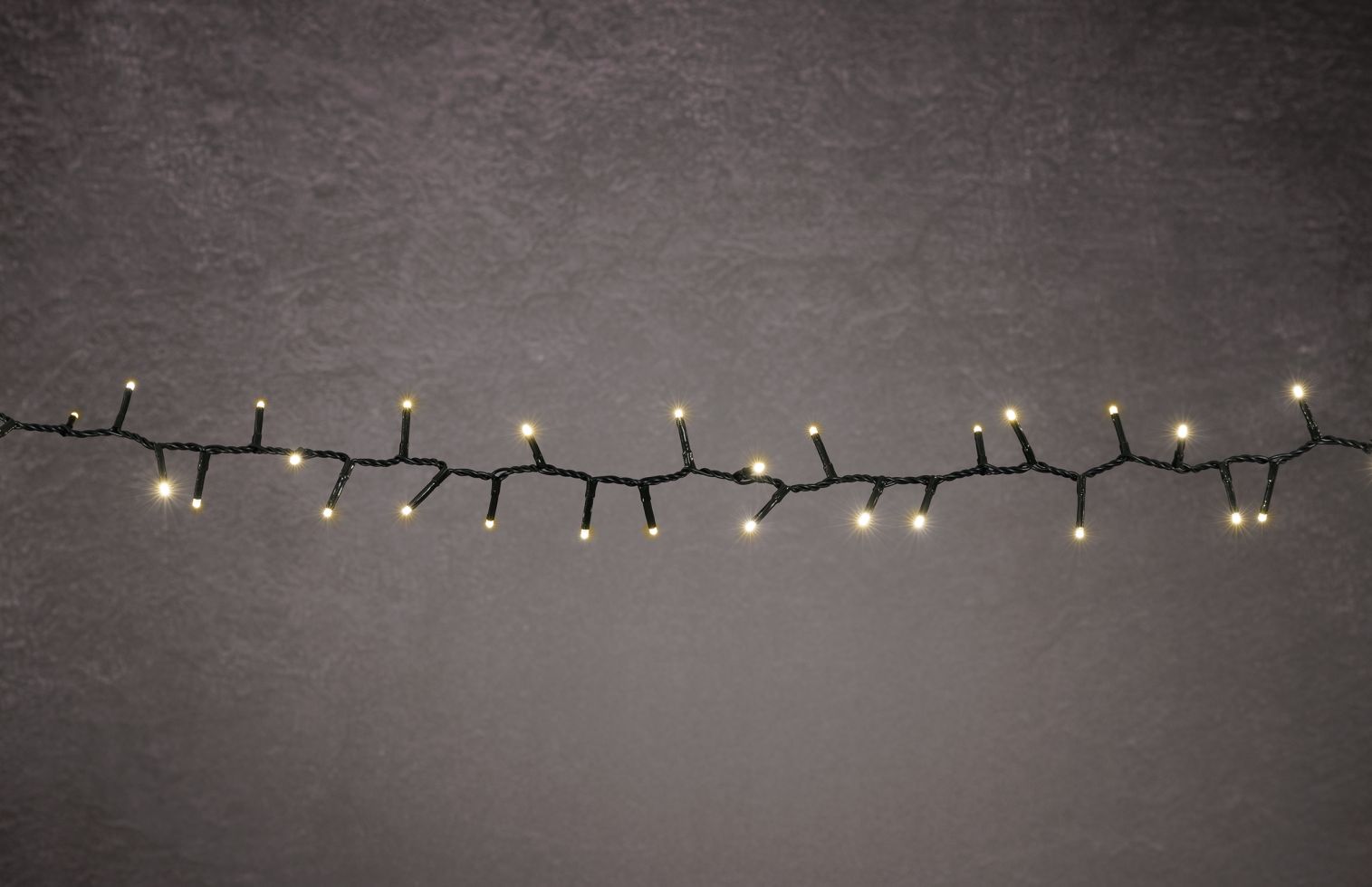 TrendLine LED-Lichterkette Premium Außen 15,6 m warmweiß-grün mit Timer, Dimmer